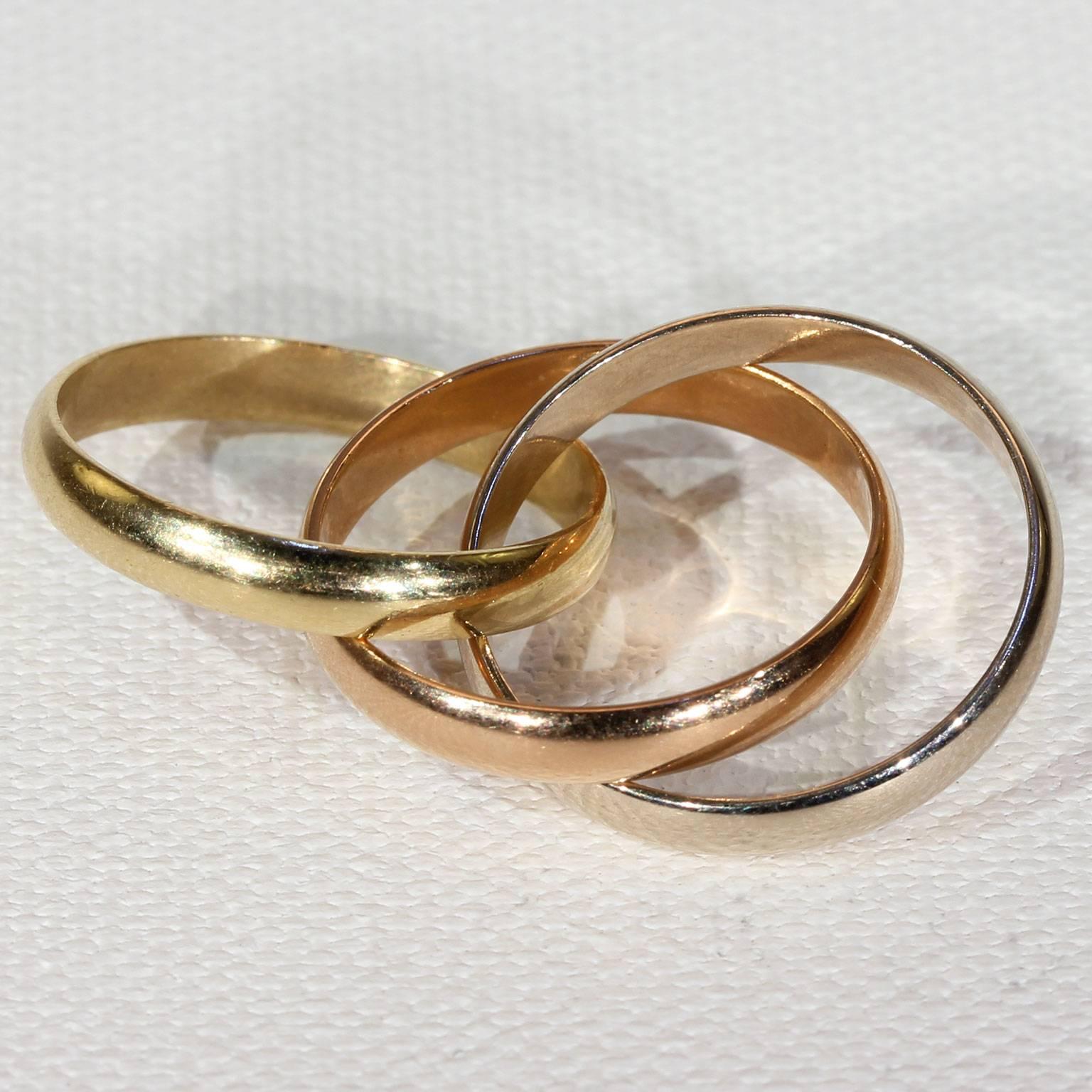 Les Must de Cartier Rolling Wedding Band Ring Three-Color In Excellent Condition For Sale In Middleton, WI