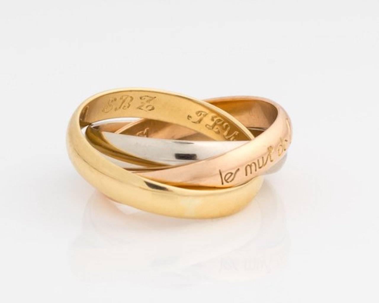 Contemporain Les Must De Cartier Bague à anneau Trinity en or rose, blanc et jaune 18 carats en vente