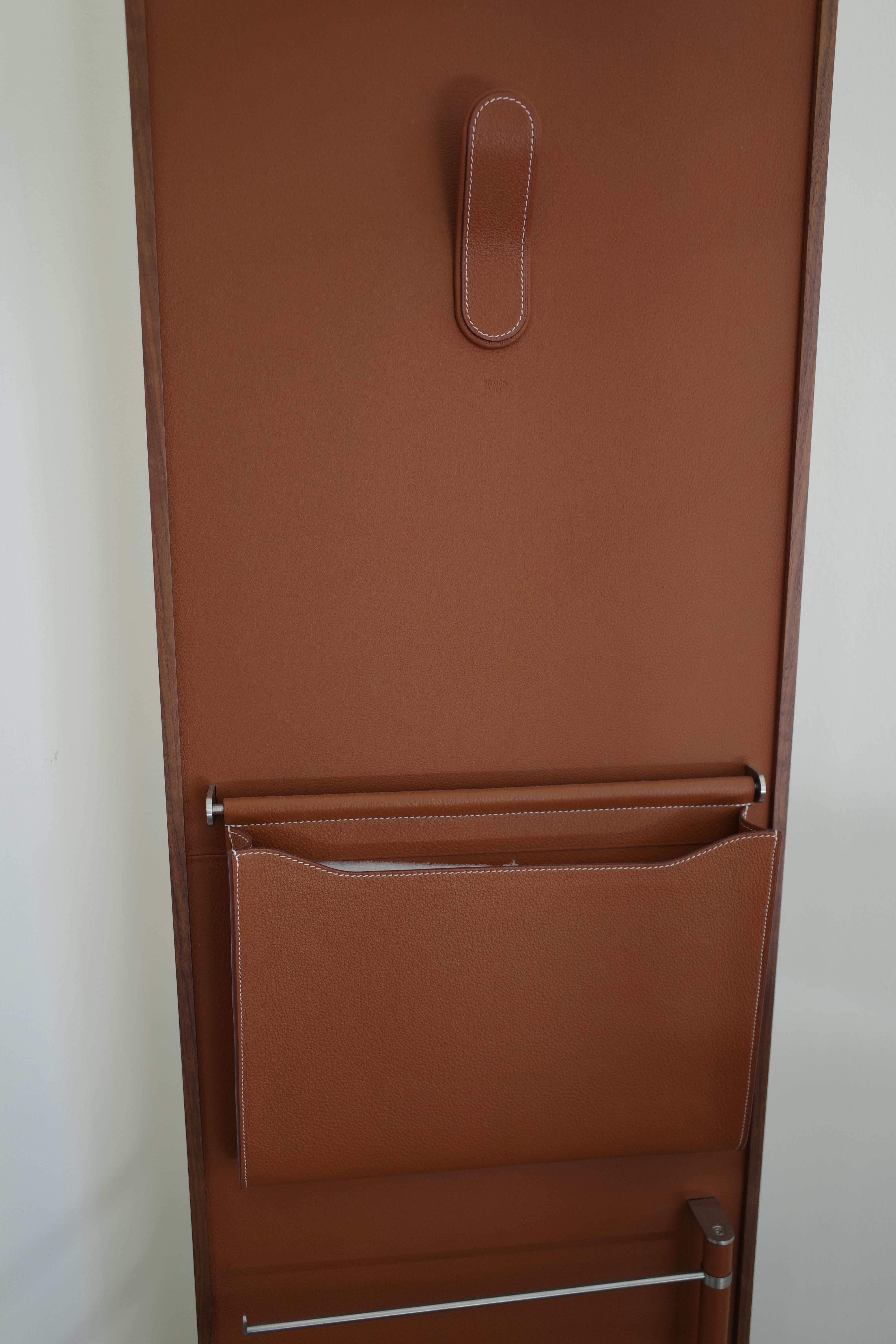 Estación de cuidados Les Necessaires d'Hermès de Hermès en venta 7