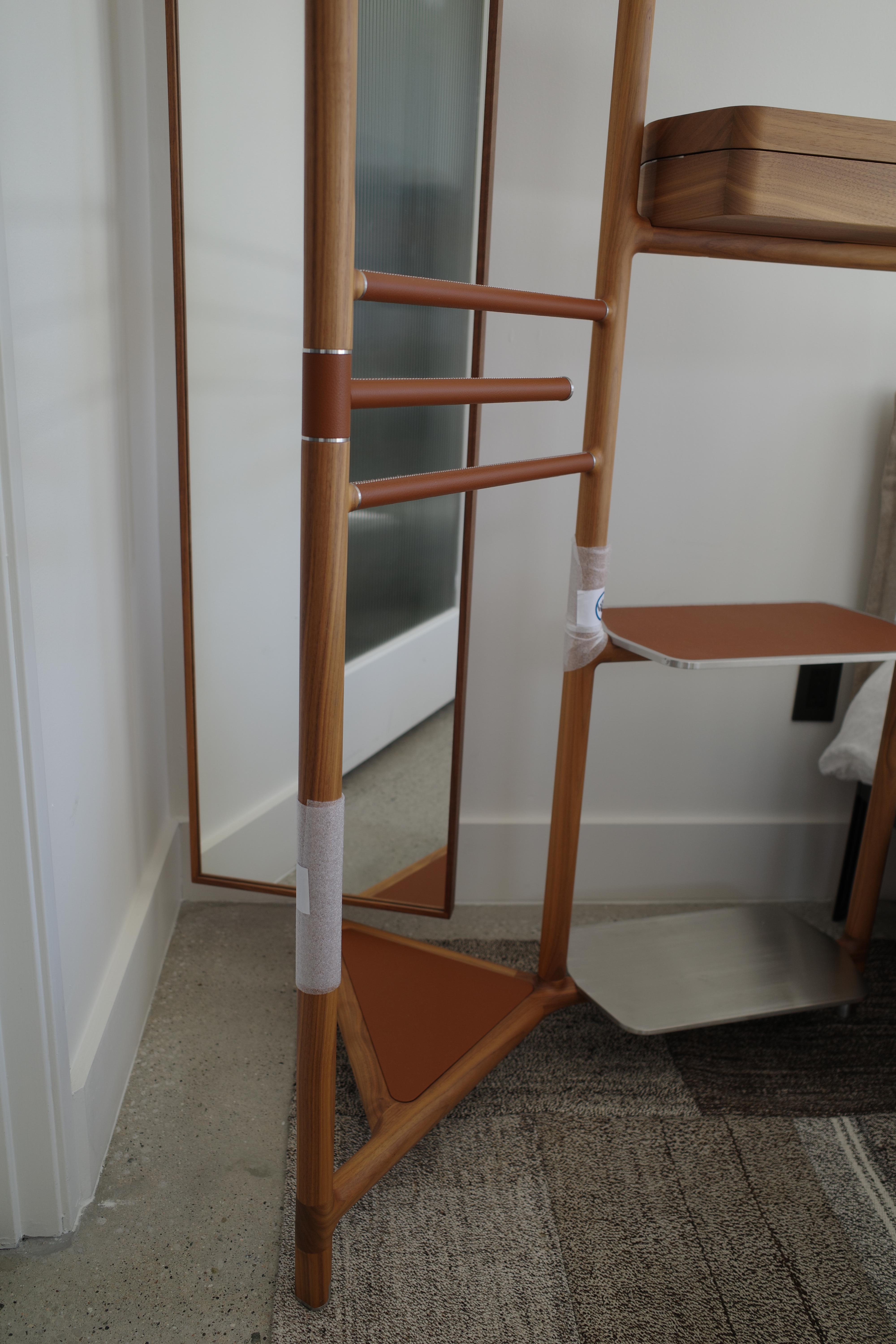 Estación de cuidados Les Necessaires d'Hermès de Hermès en Excelente estado para la venta en New York, NY