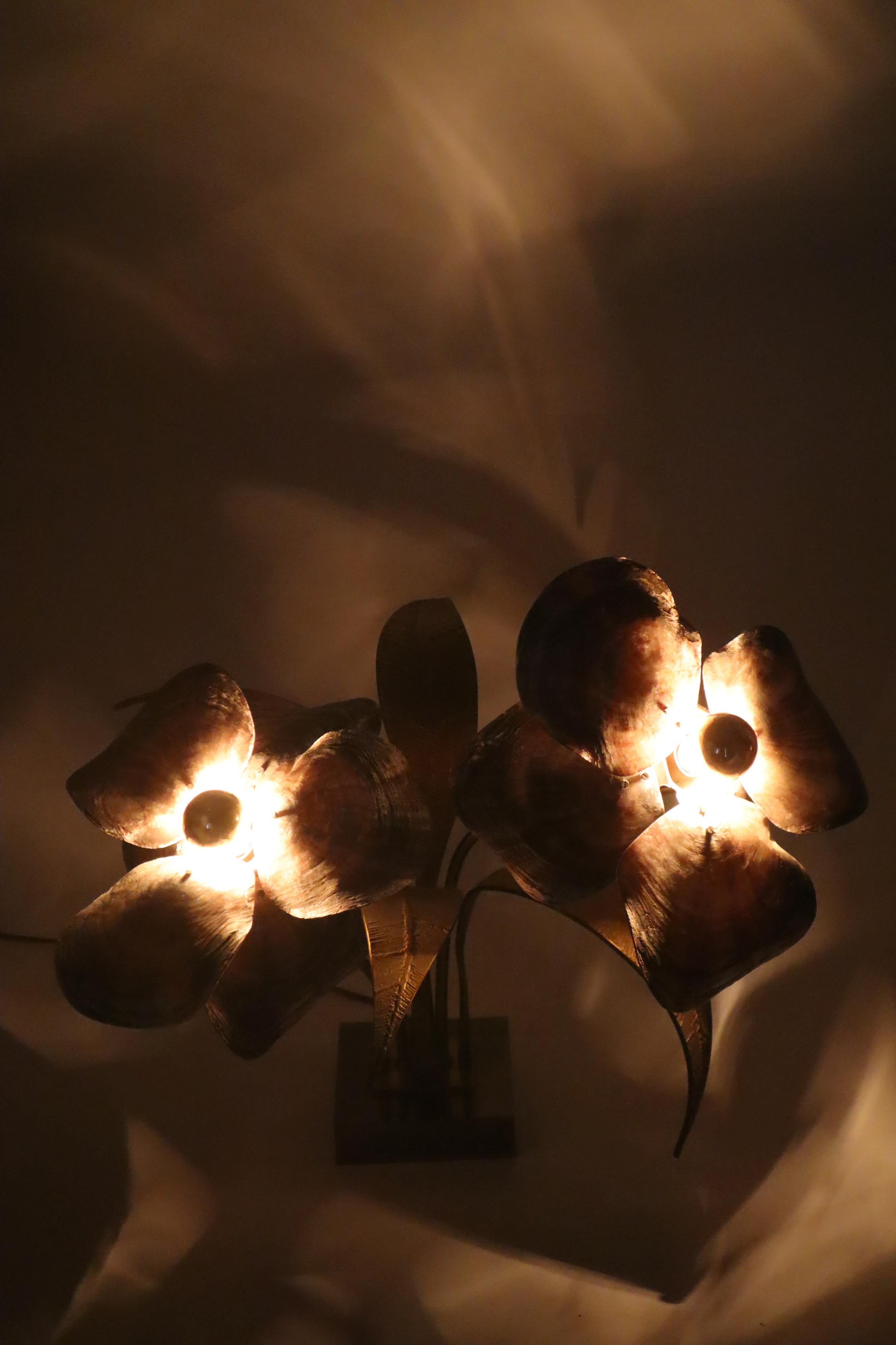 Les Nouveaux Ateliers Willy Daro Flower Table Lamp Seloy Oyster, 1970s Belgium 2