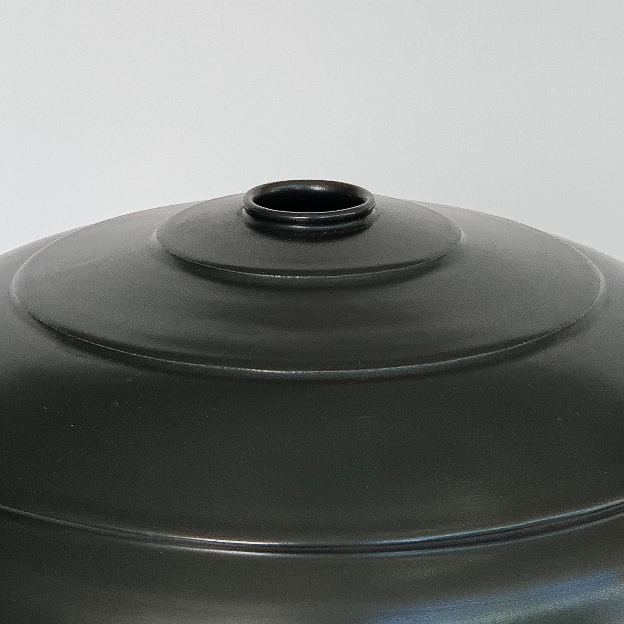 Les Orenstein Black Glazed Studio Pottery Vase 1