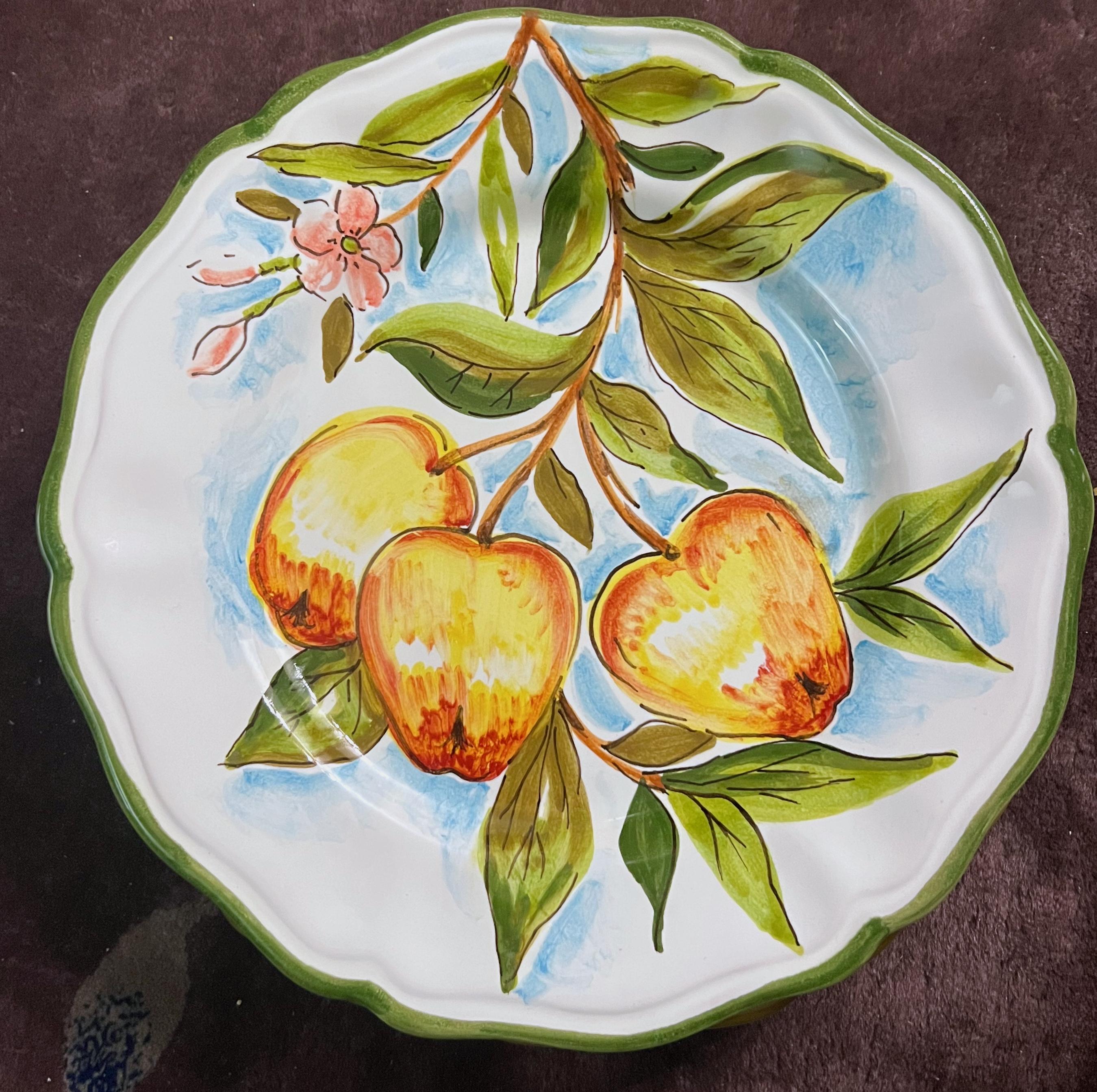 Les Ottomans Le Bois Ceramic Plates Set of 4, Hand-Painted Scallop-Edged, Italy  1