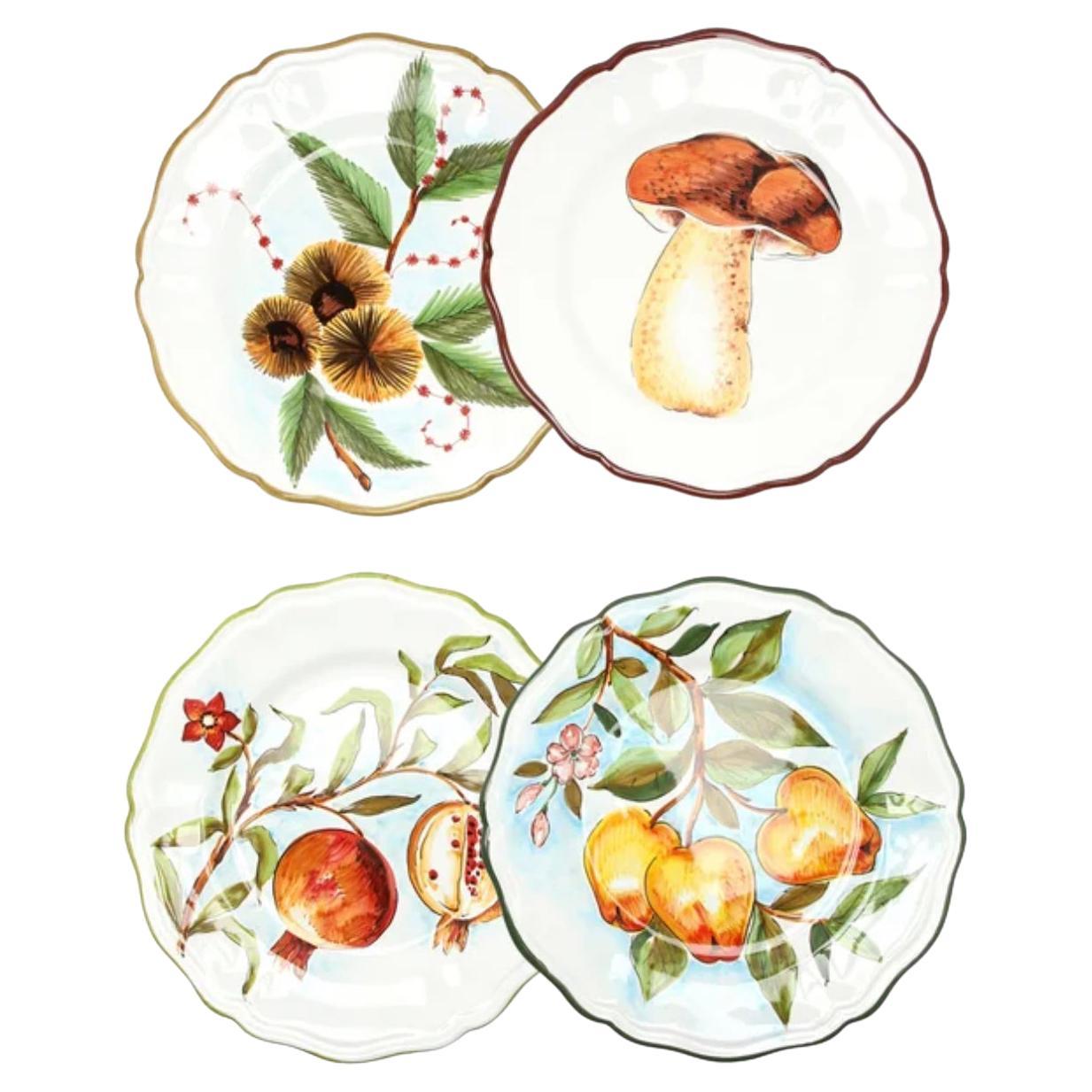 Les Ottomans Le Bois Ceramic Plates Set of 4, Hand-Painted Scallop-Edged, Italy 
