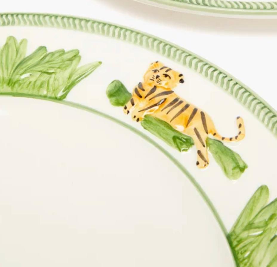 Les Ottomans Le Tigres White Ceramic Plates, Pair, Hand-Painted, Tigers, Italy In New Condition In Brooklyn, NY