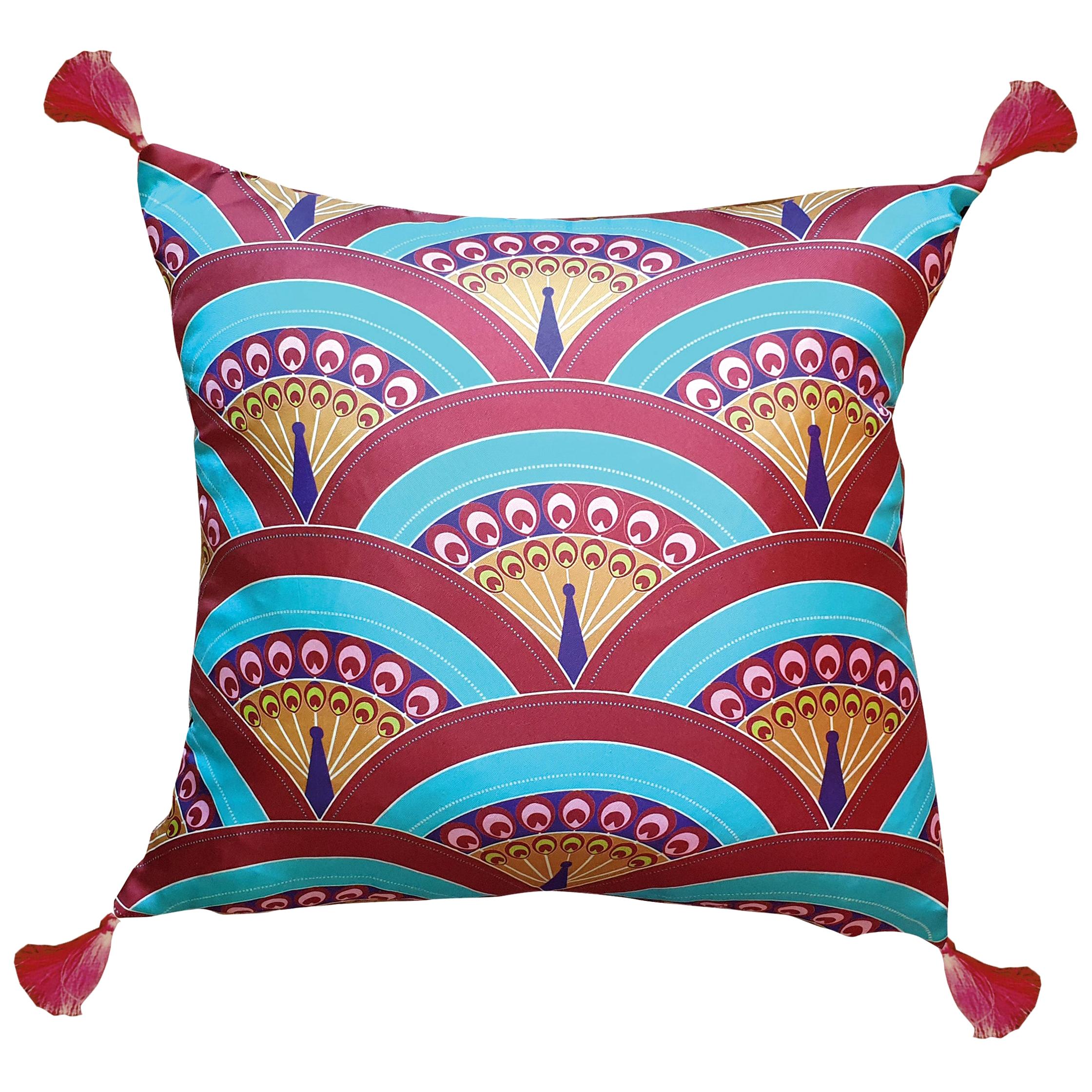 Les Ottomans, Peacoch 'Silk Cushion' par Matthew Williamson en vente