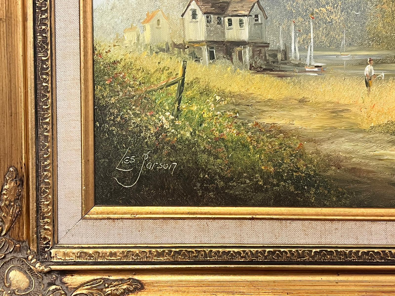 Tranquillo paesaggio fluviale rurale Figura che cammina tra i prati firmato Olio inglese - Painting Vittoriano di Les Parsons