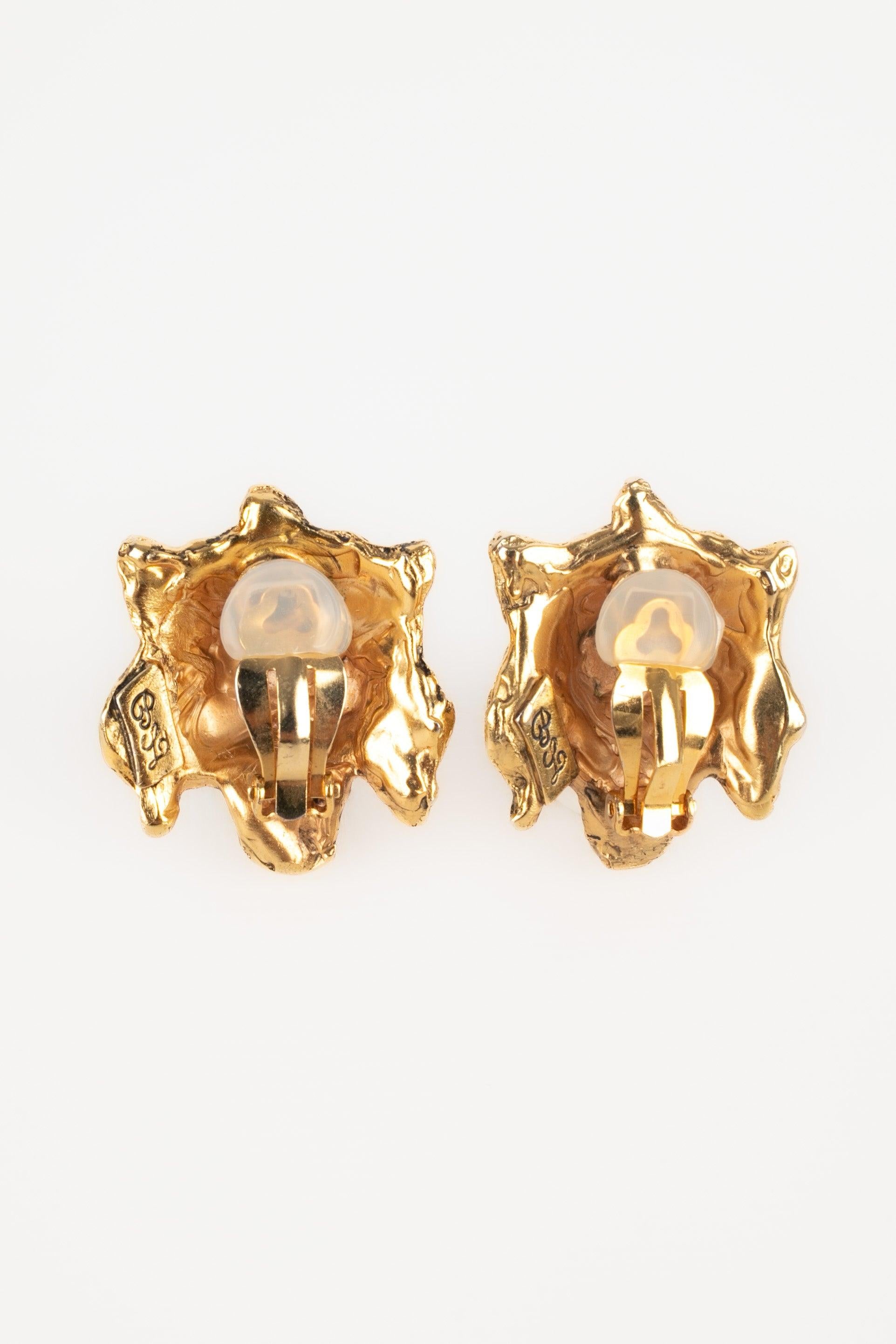 Les Paruriers Clip-on Earrings with Pearls 1