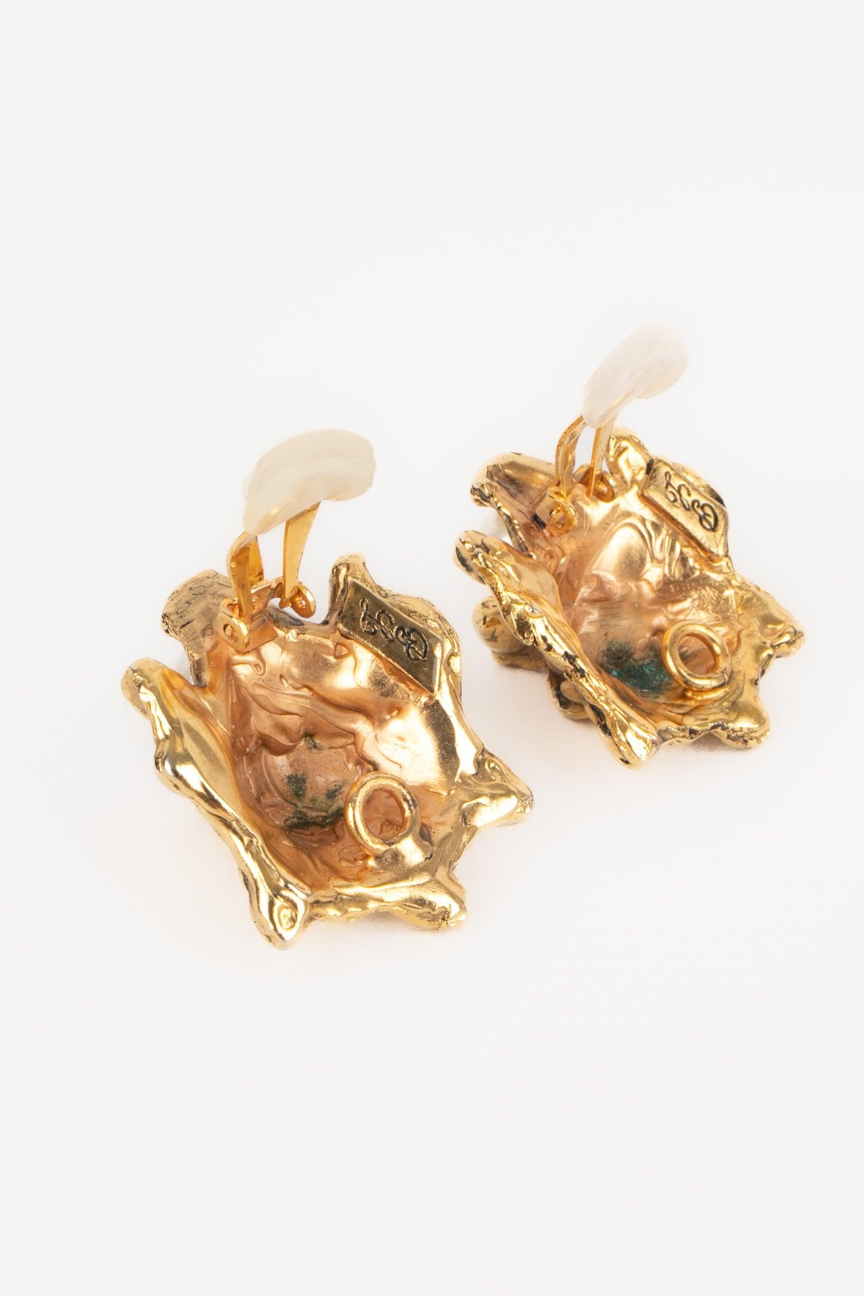 Les Paruriers Clip-on Earrings with Pearls 2