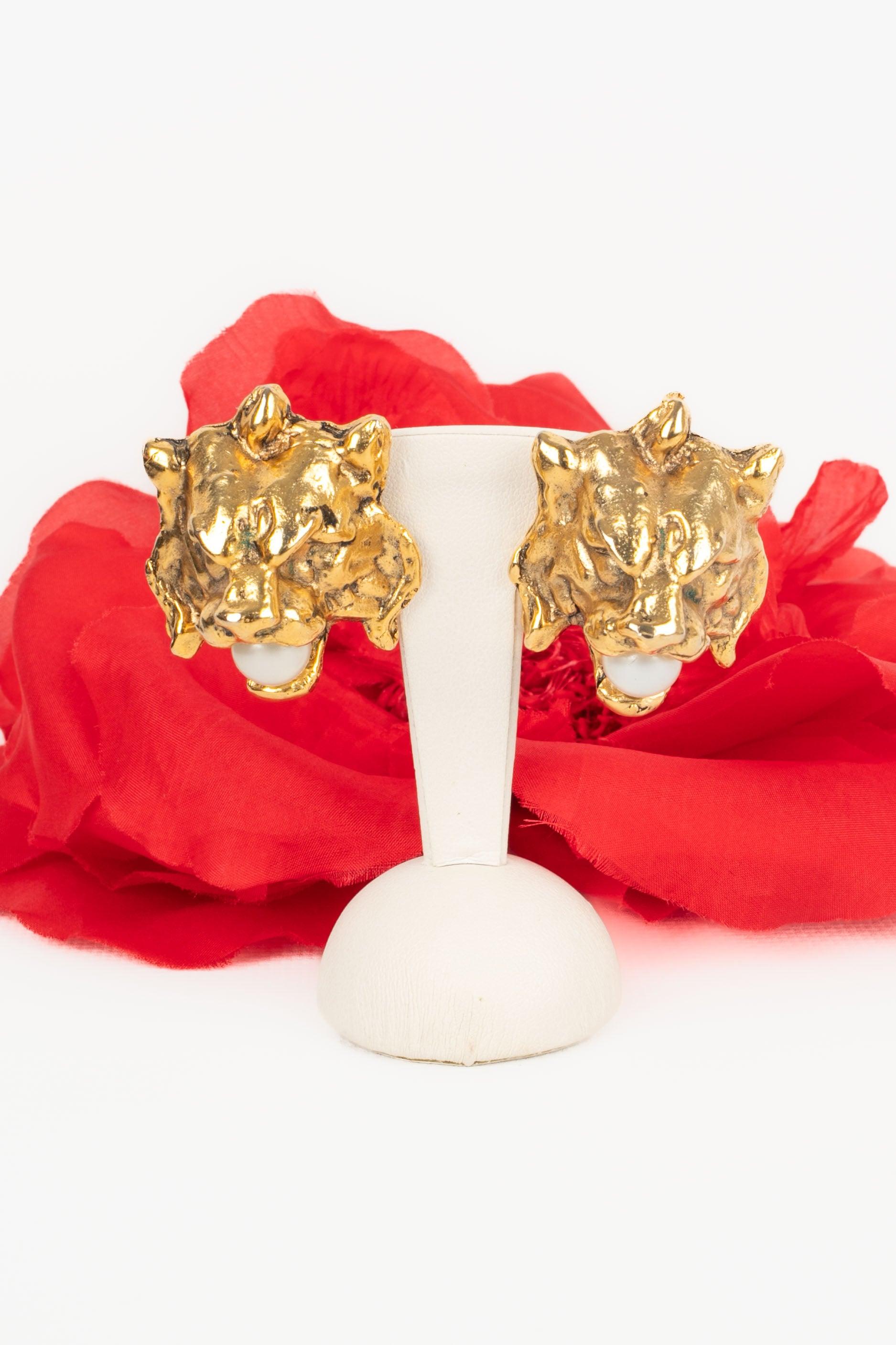 Les Paruriers Clip-on Earrings with Pearls 4