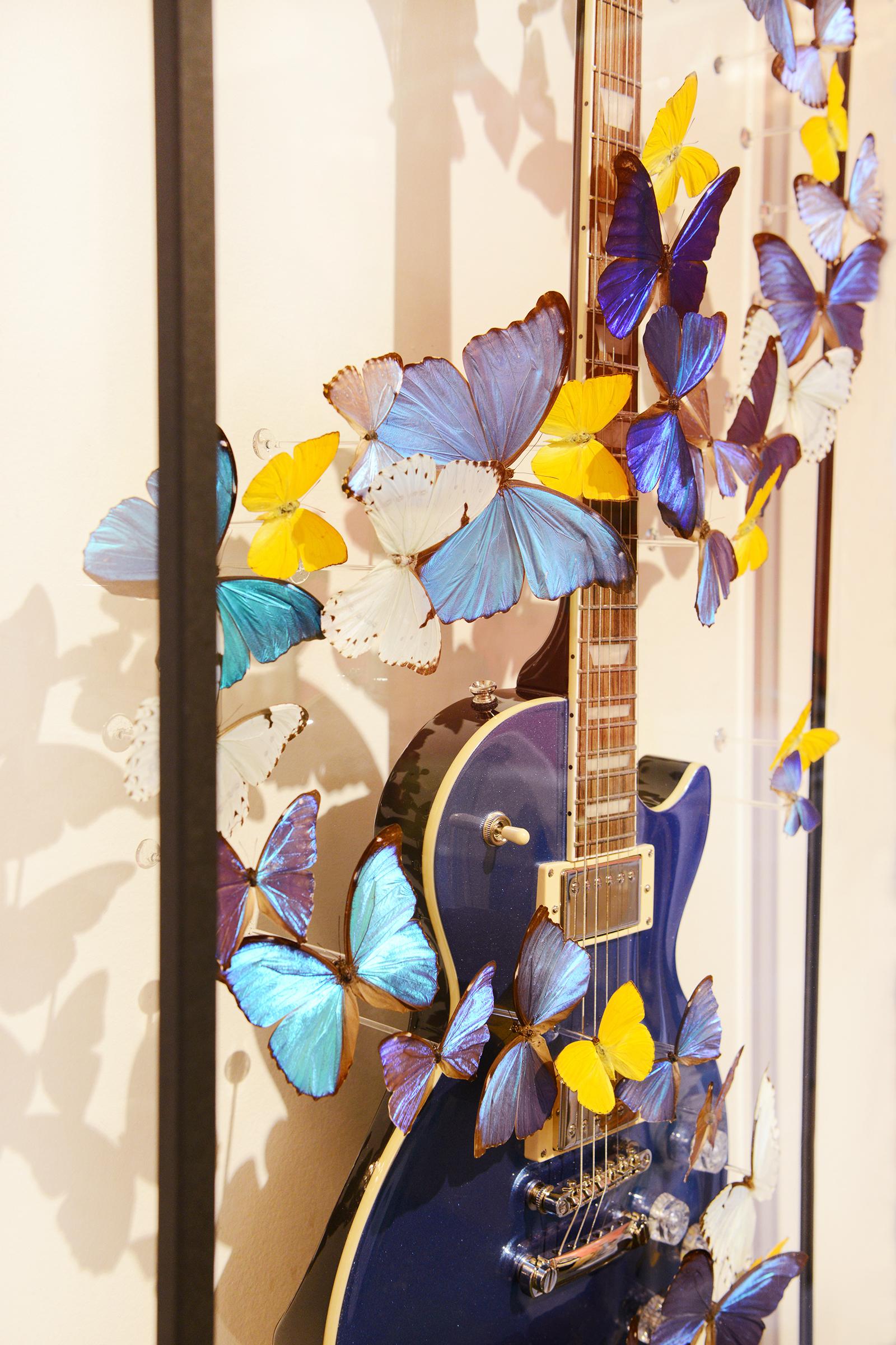Les Paul & Blue Butterflies Guitar In New Condition For Sale In Paris, FR