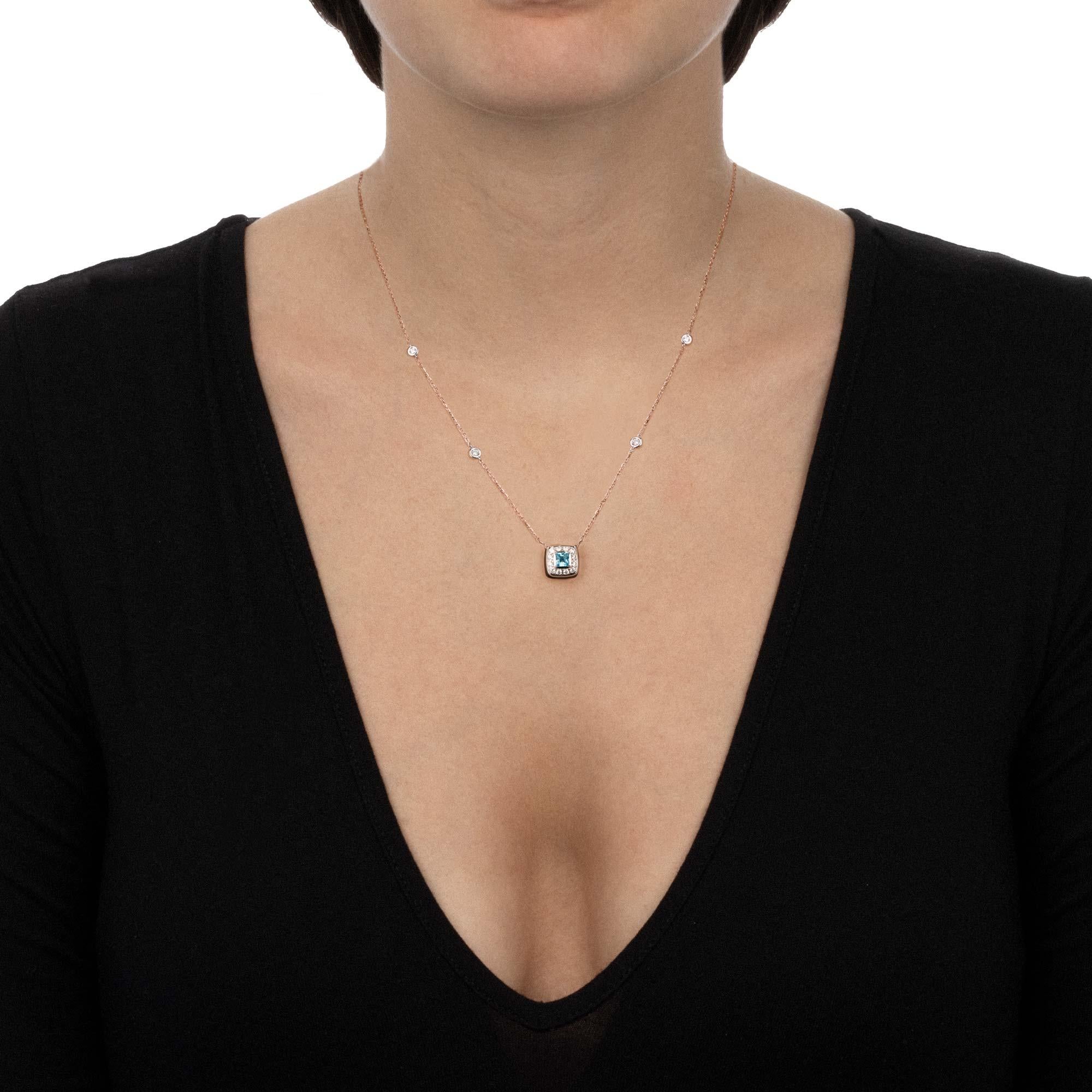 The light blue topaz with the amber brown smoky quartz complete the refined balance of style between bright diamonds and a rose gold chain. A sophisticated and lively necklace for an elegant and modern look.

Necklace lenght 43 cm with extension at