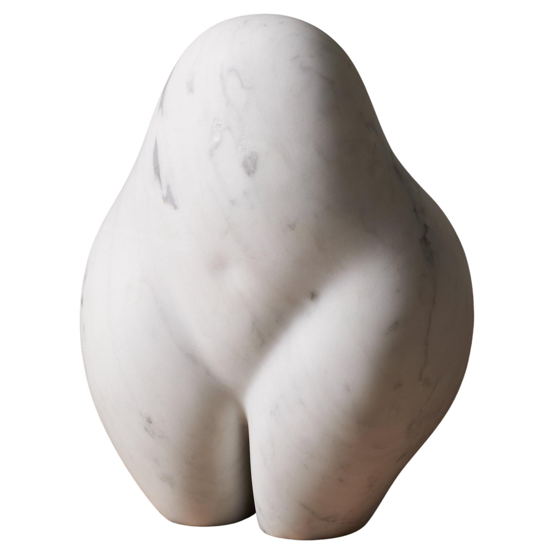"Les petits pains français", scultura in marmo di Grishigiano