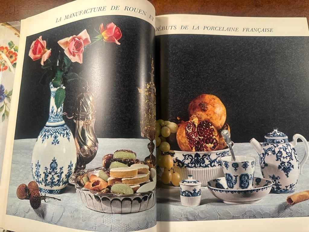 Mid-20th Century Les Porcelainiers du XVIII Siecle Francais, 1964, french, Connaissance des Arts For Sale