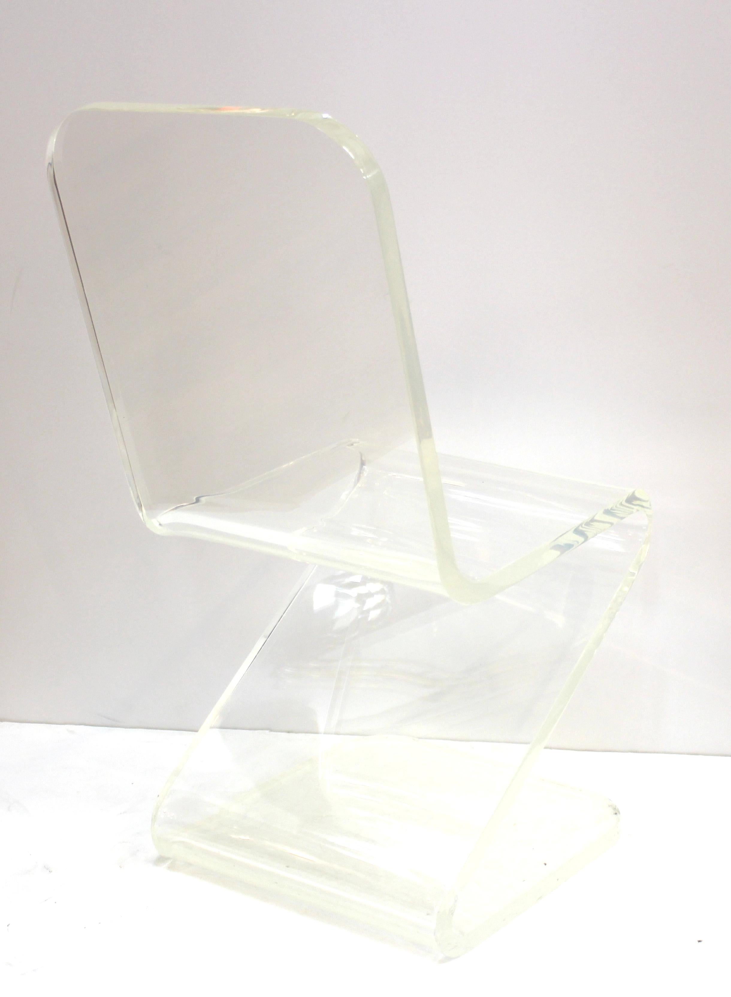 Late 20th Century Les Prismatiques Mid-Century Modern Lucite 'Z' Chair