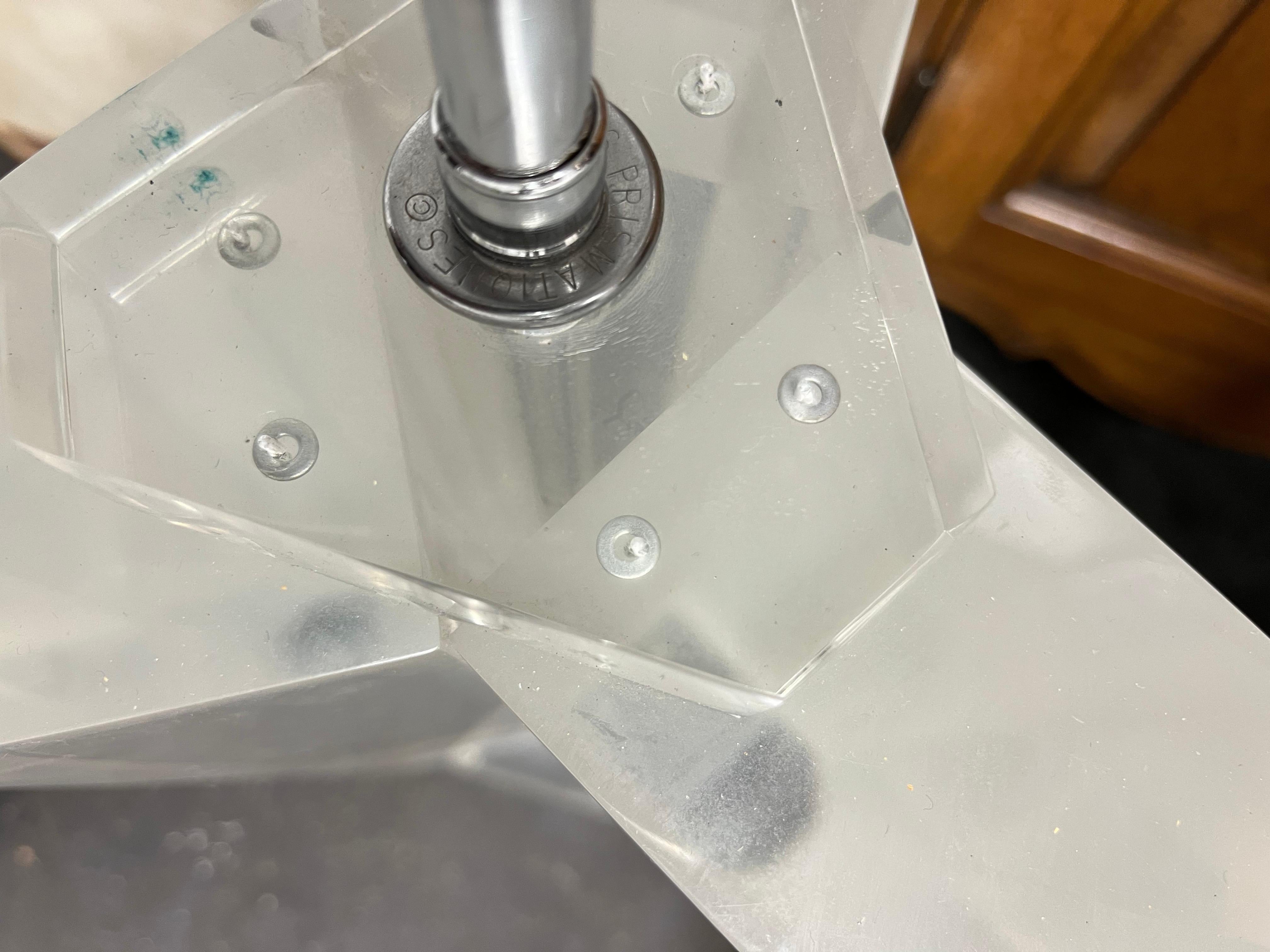 Lampade da tavolo in lucite a forma di trifoglio di Les Prismatiques, metà secolo. in vendita 1