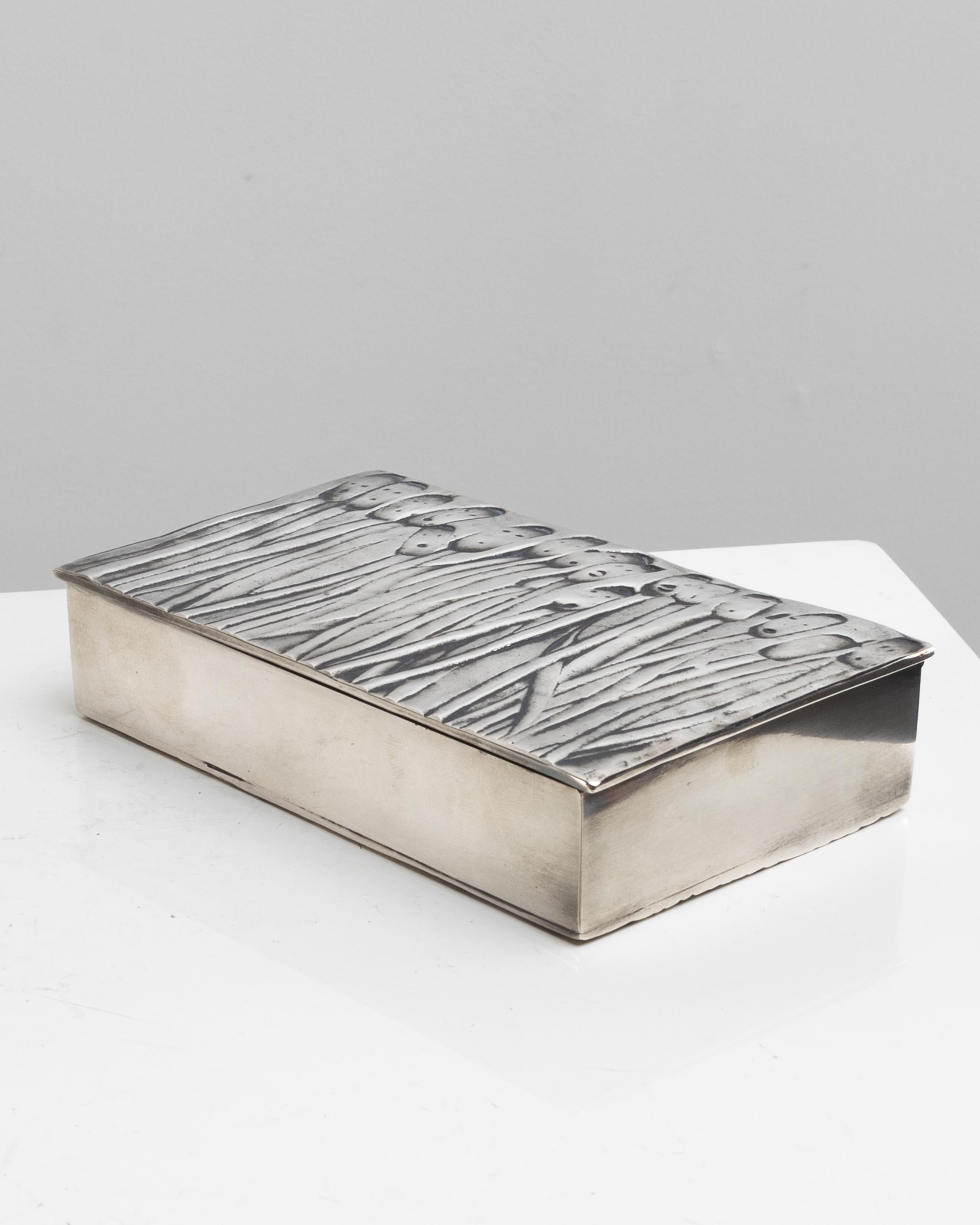 Les roseaux à visage humain by Line Vautrin, double-sided silvered bronze box In Good Condition For Sale In Uccle, BE