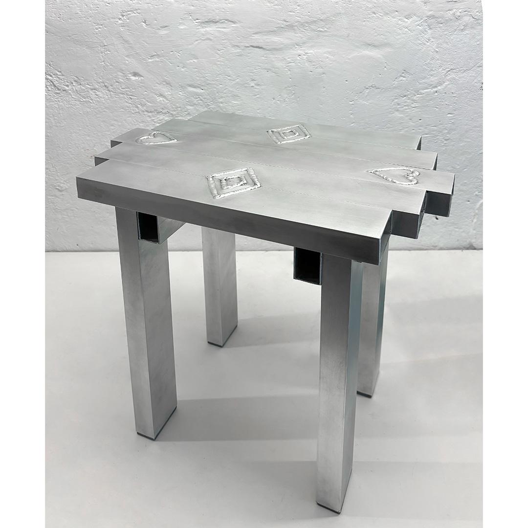 Aluminium Table Les Savoyards par Mélissa Mariller en vente
