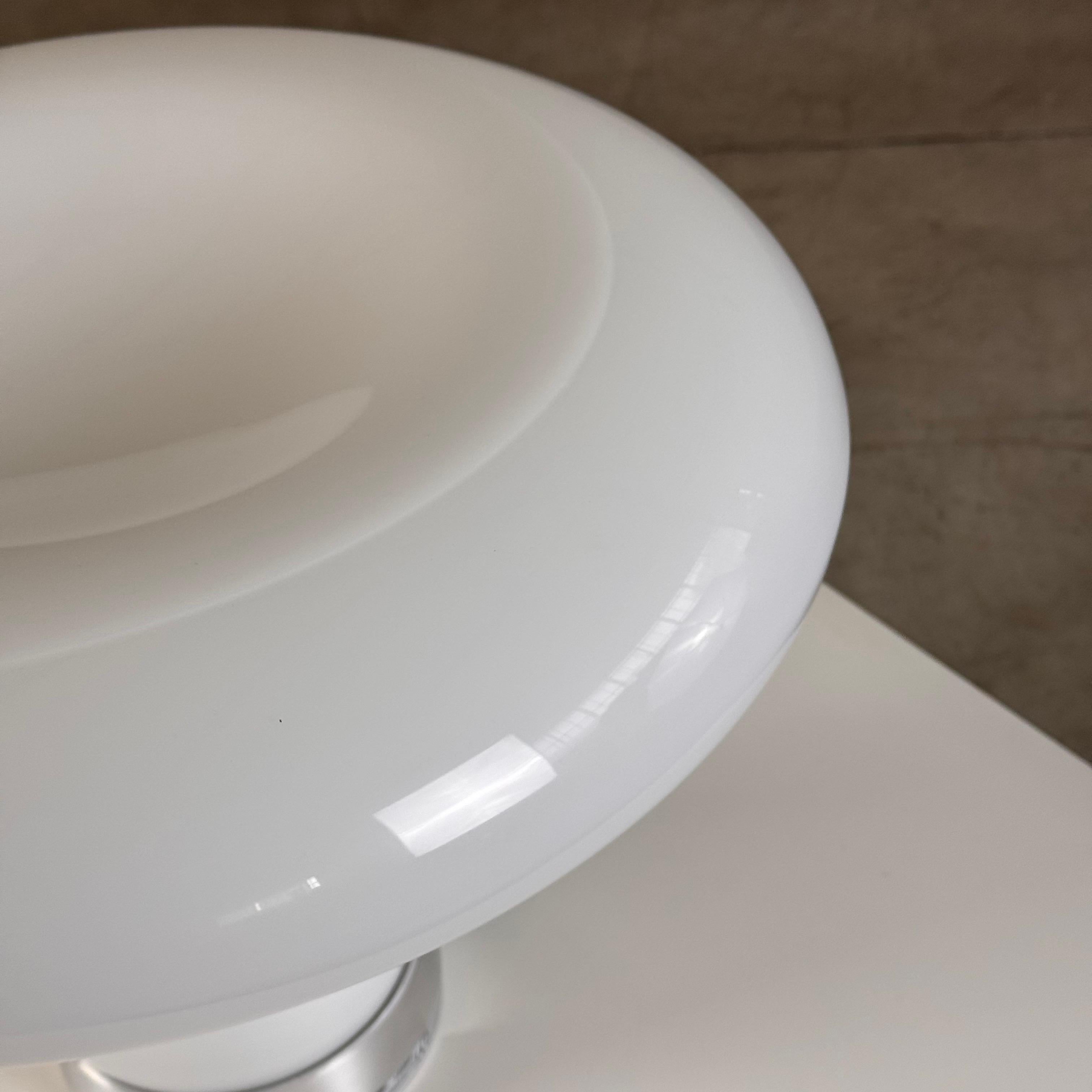 Lampe de table Lesbo d'Angelo Mangiarotti pour Artemide, 1967 Design en vente 8