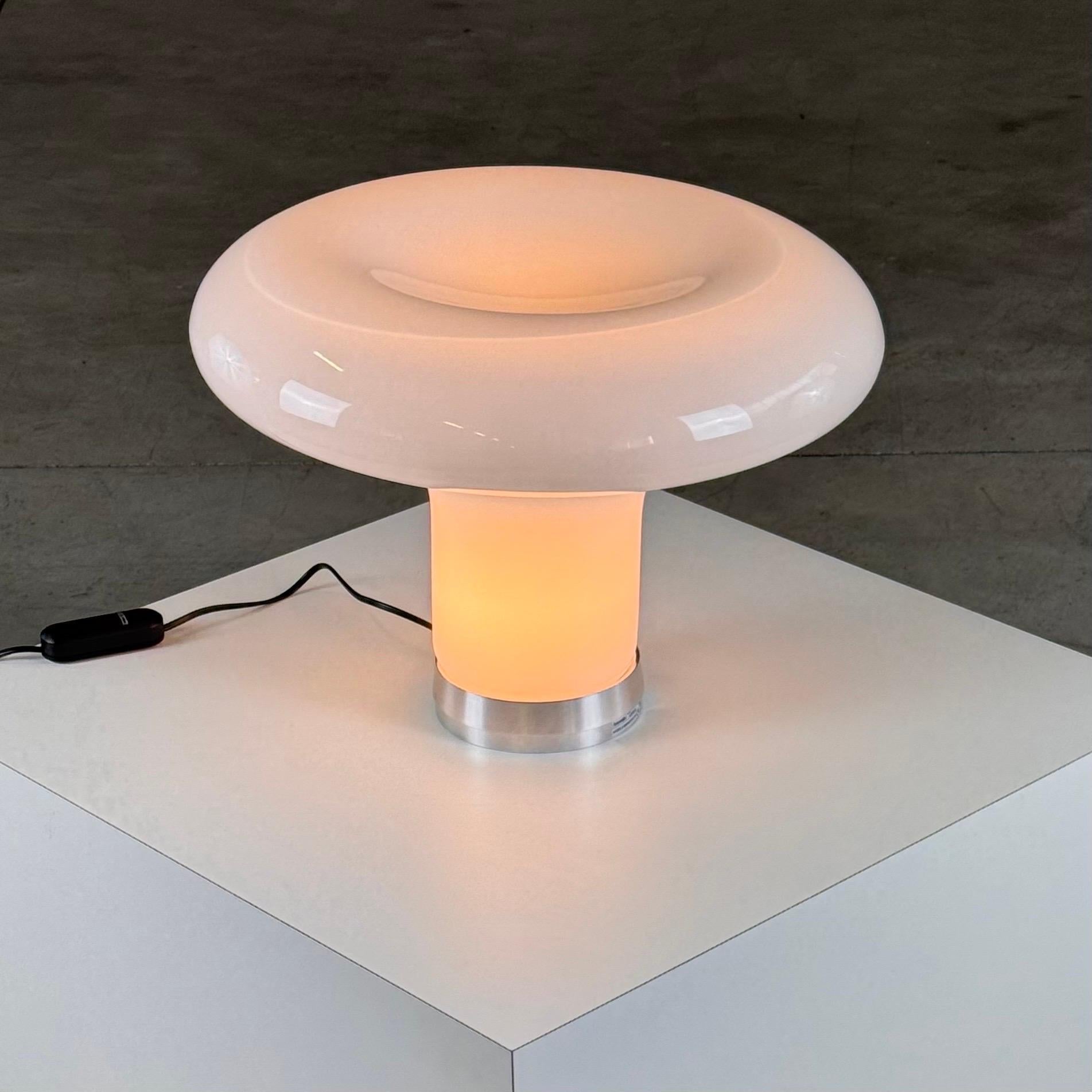 Lampe de table Lesbo d'Angelo Mangiarotti pour Artemide, 1967 Design Excellent état - En vente à Bagnolo Mella, Brescia