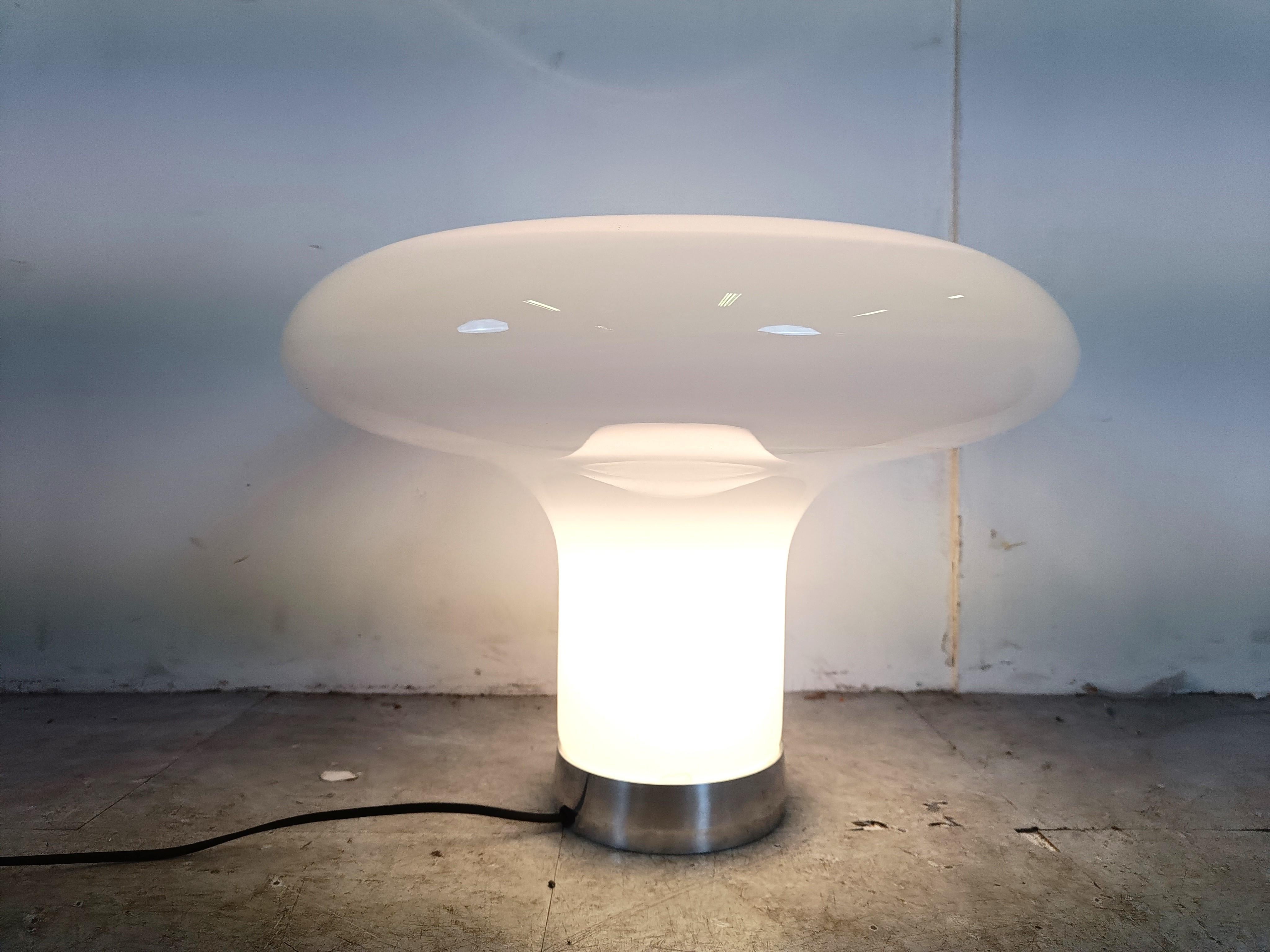 Lesbo table lamp by Angelo Mangiarotti for Artemide, 1990s 3