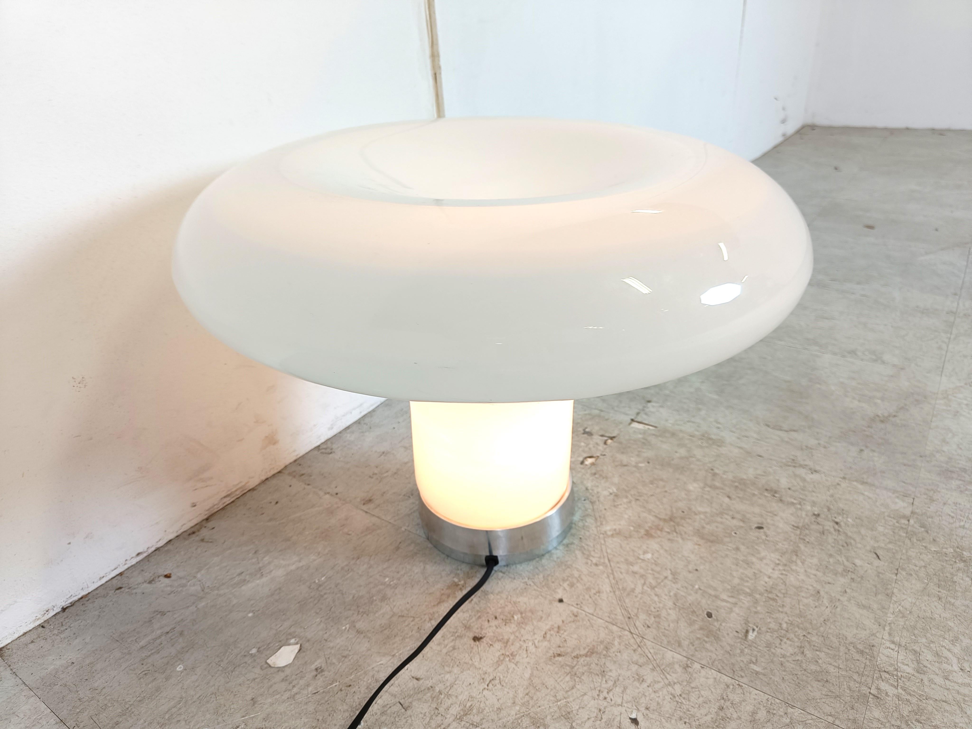 Lesbo table lamp by Angelo Mangiarotti for Artemide, 1990s 4