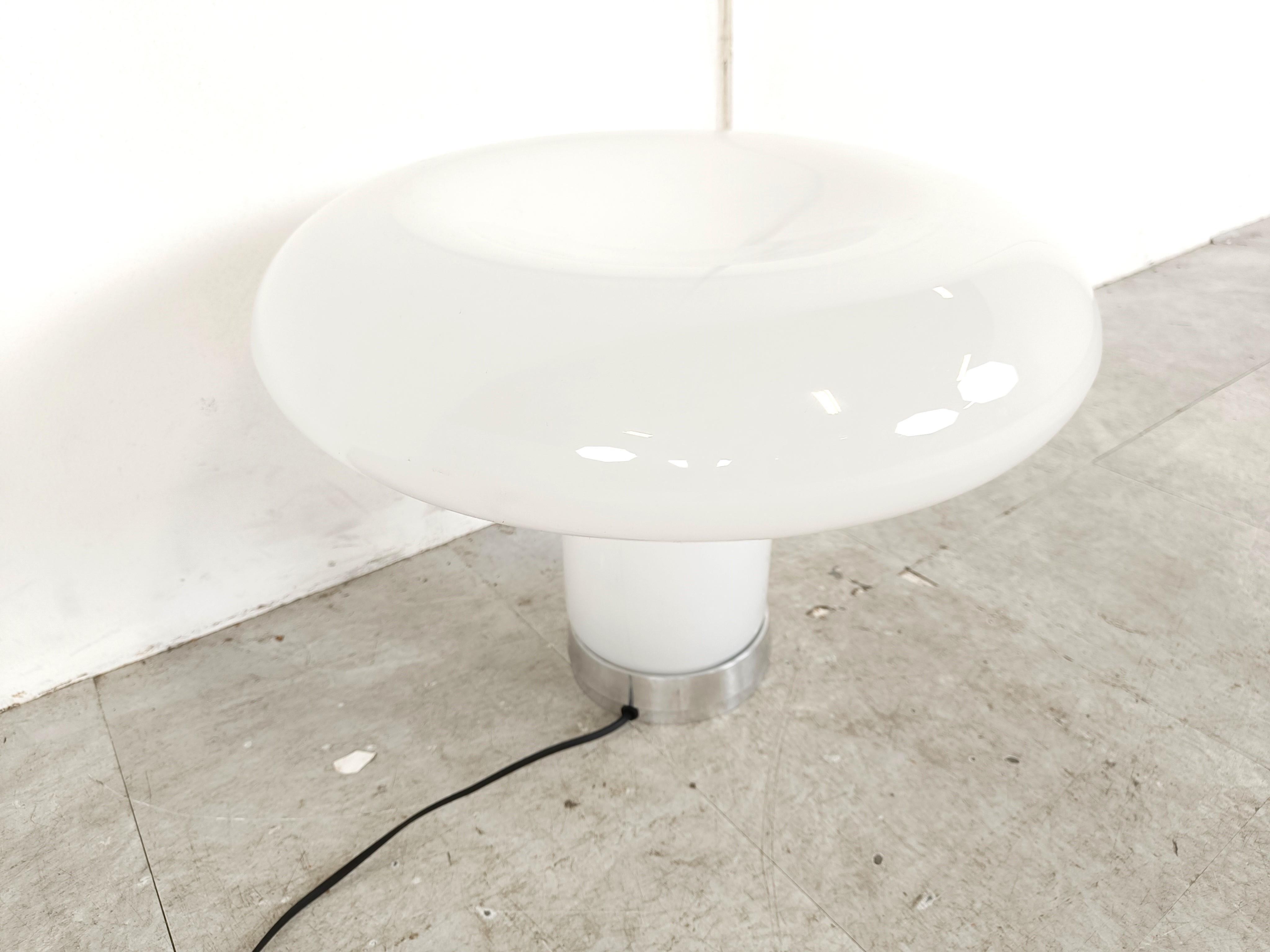 Late 20th Century Lesbo table lamp by Angelo Mangiarotti for Artemide, 1990s