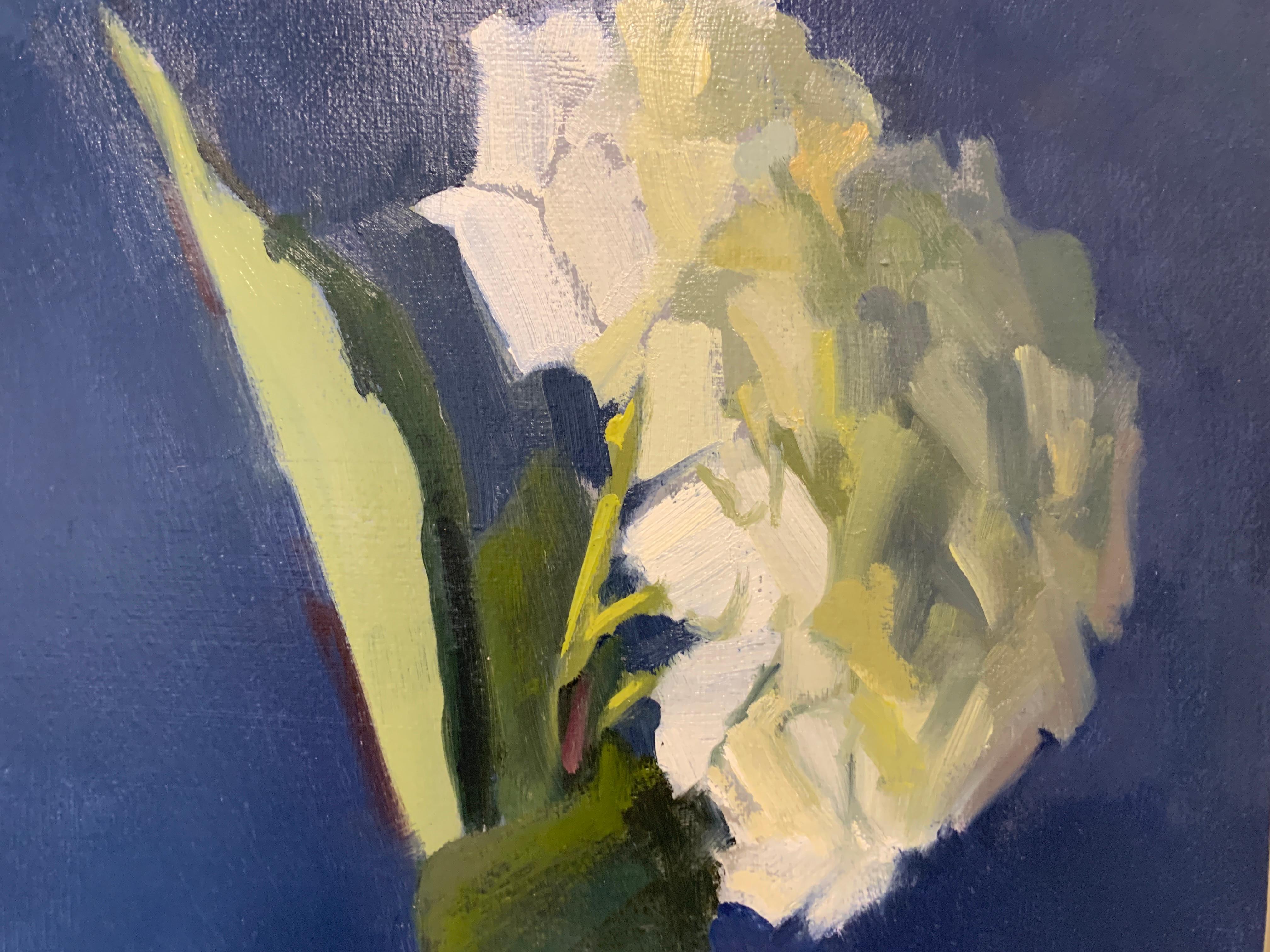 Hydrangea on Tiptoe by Lesley Powell, Small Oil on Board Still-Life Painting 4