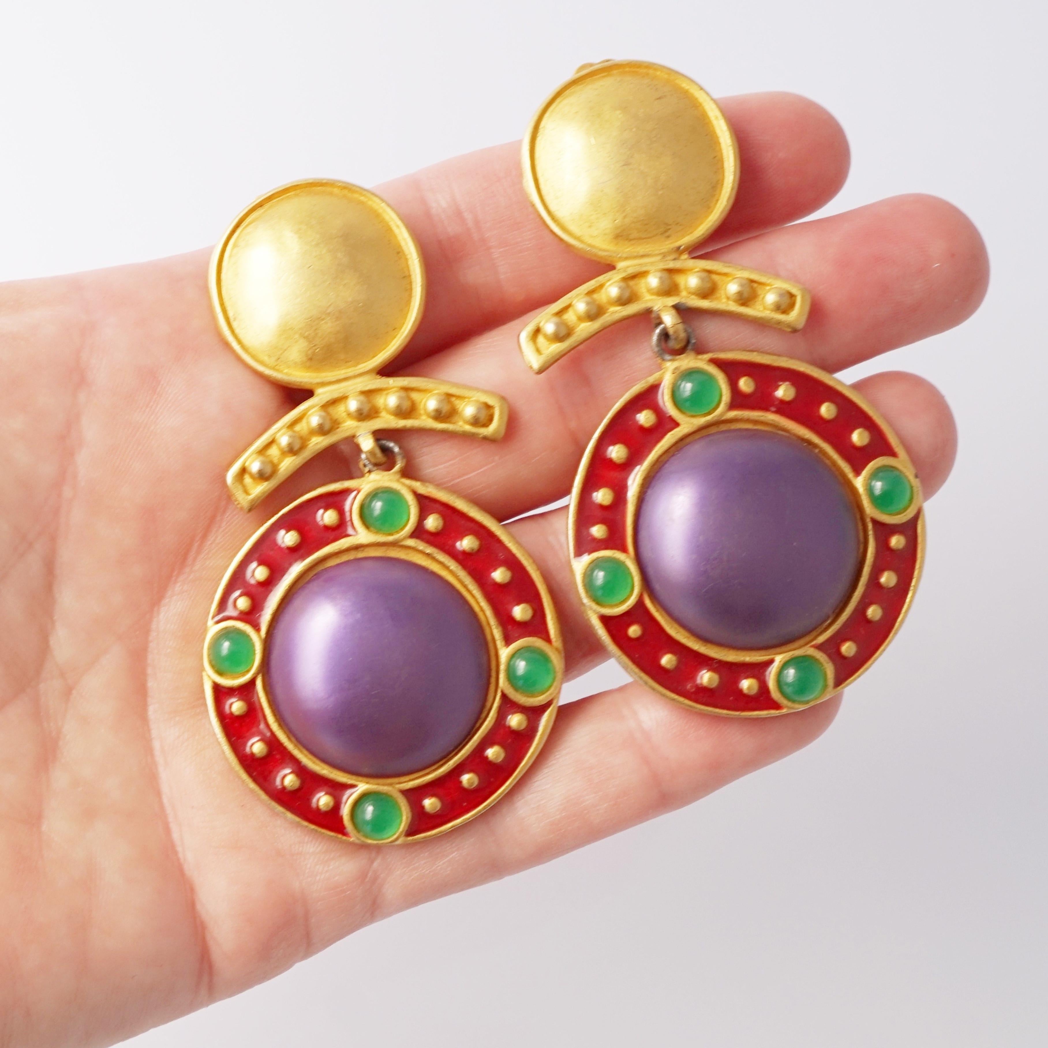Leslie Block - Boucles d'oreilles byzantines en émail rubis et cabochon violet, années 1980 en vente 1