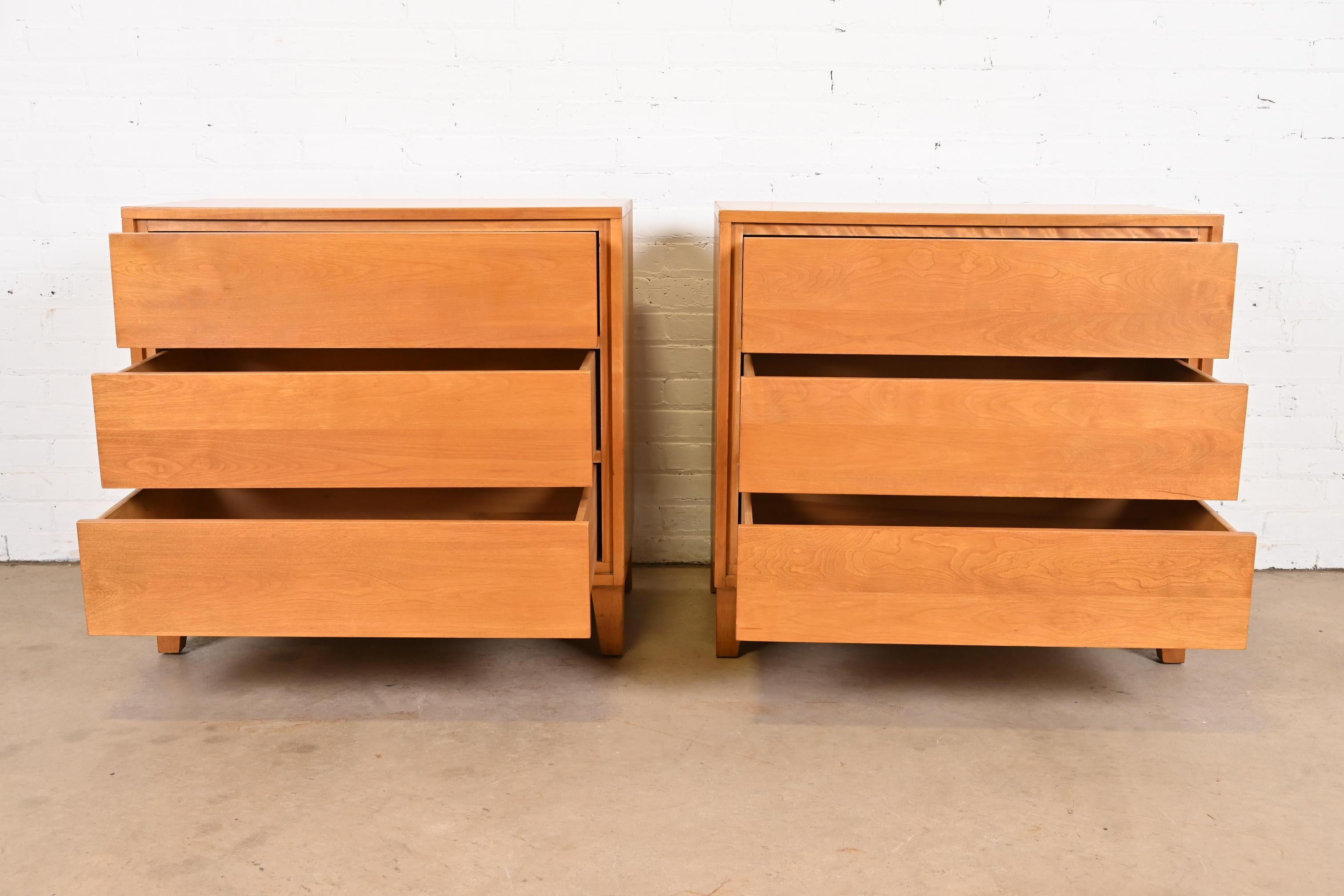 Leslie Diamond for Conant Ball Mid-Century Modern Solid Birch Bedside Chests 3