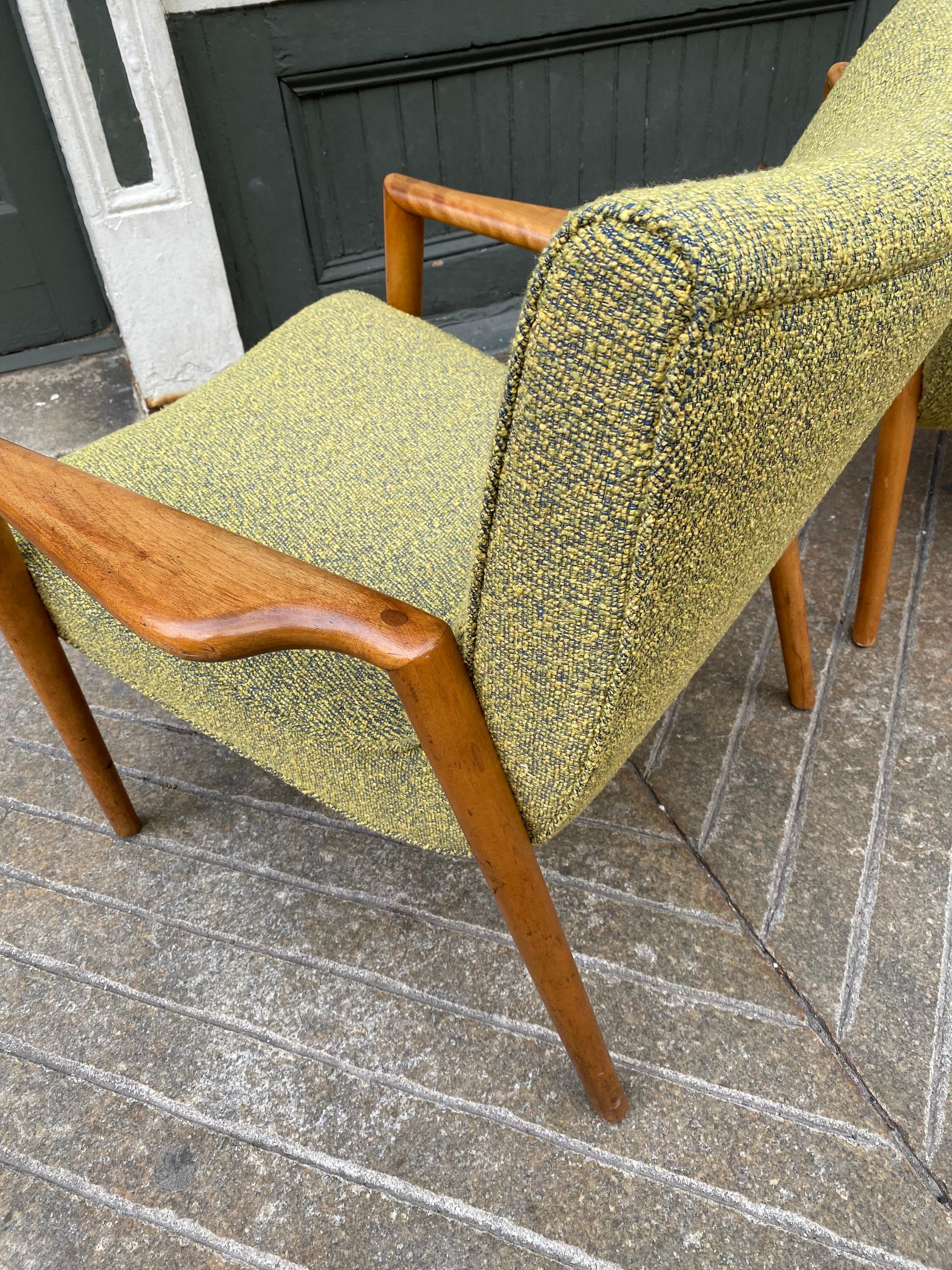 Mid-20th Century Leslie Diamond for Conant Ball Pair of Lounge Chairs