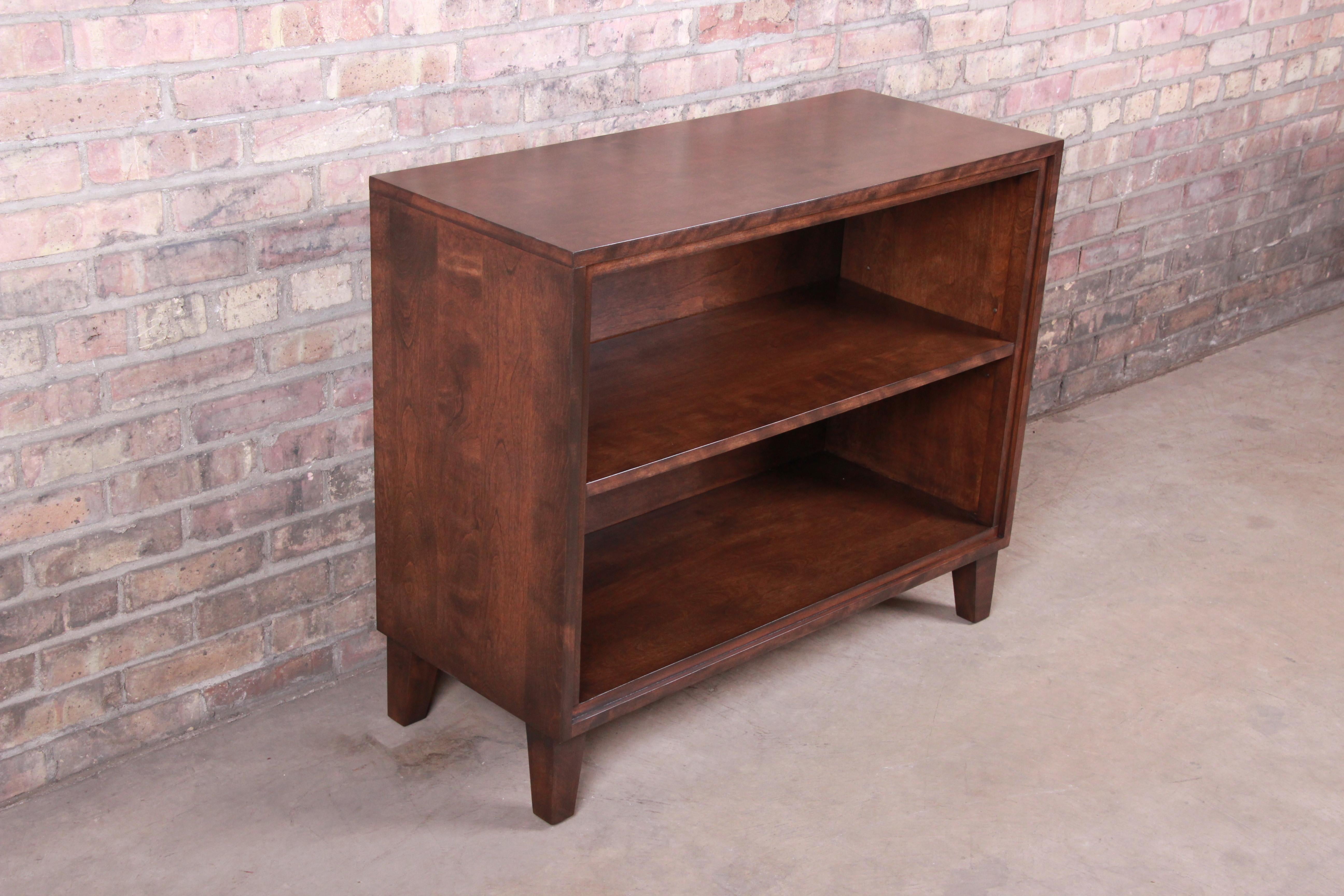 Leslie Diamond for Conant Ball Solid Birch Bookcase, Newly Refinished In Good Condition In South Bend, IN