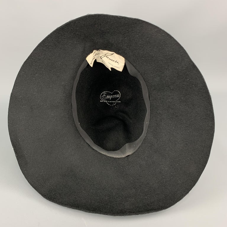 LESLIE JAMES Black Hair Textured Felt White Leather Strap Hat at
