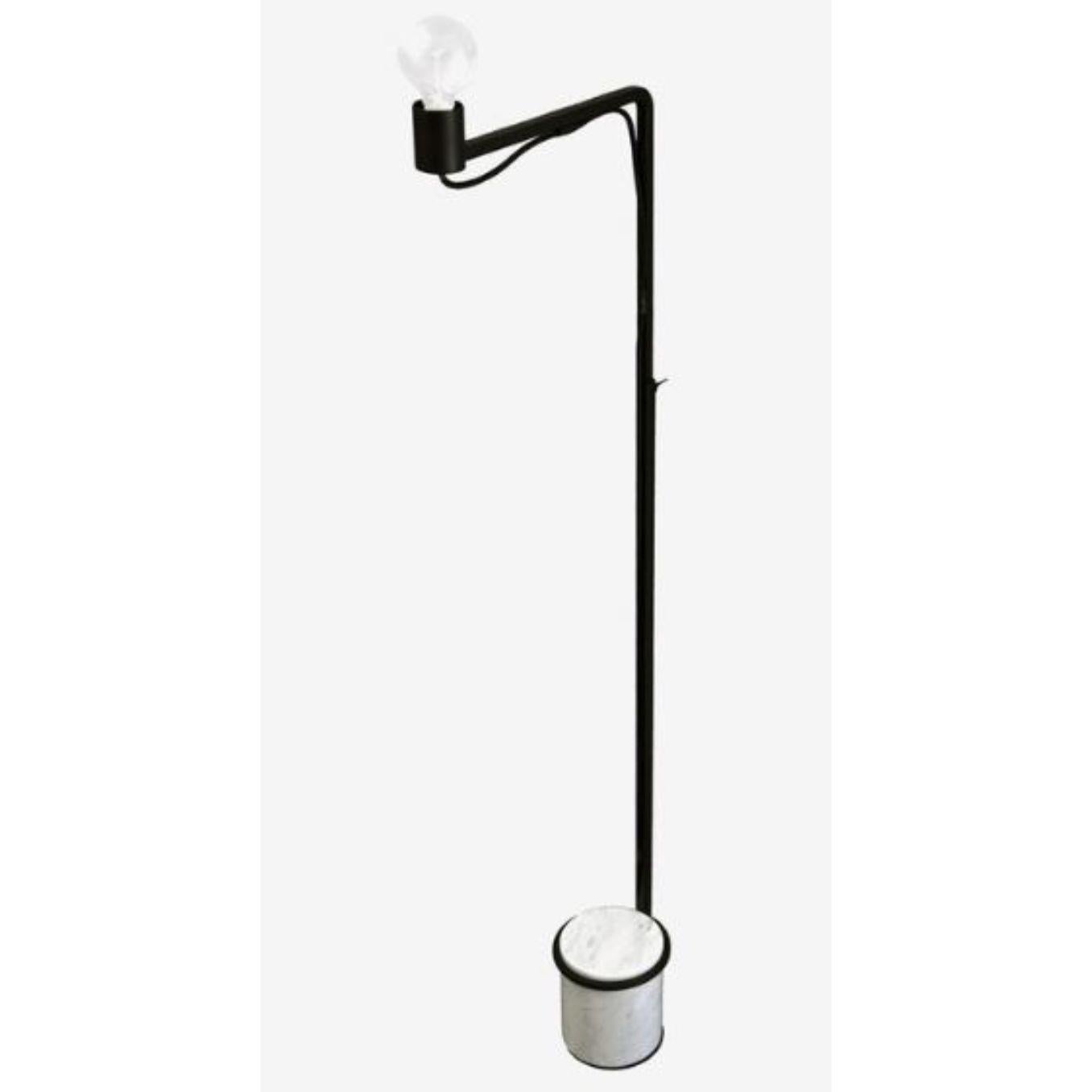 Lest floor lamp by RADAR
Design: Bastien Taillard
Materials: Metal, fabric, Carrara marble.
Dimensions: W 40 x D 17.5 x H 115-175 cm

All our lamps can be wired according to each country. If sold to the USA it will be wired for the USA for