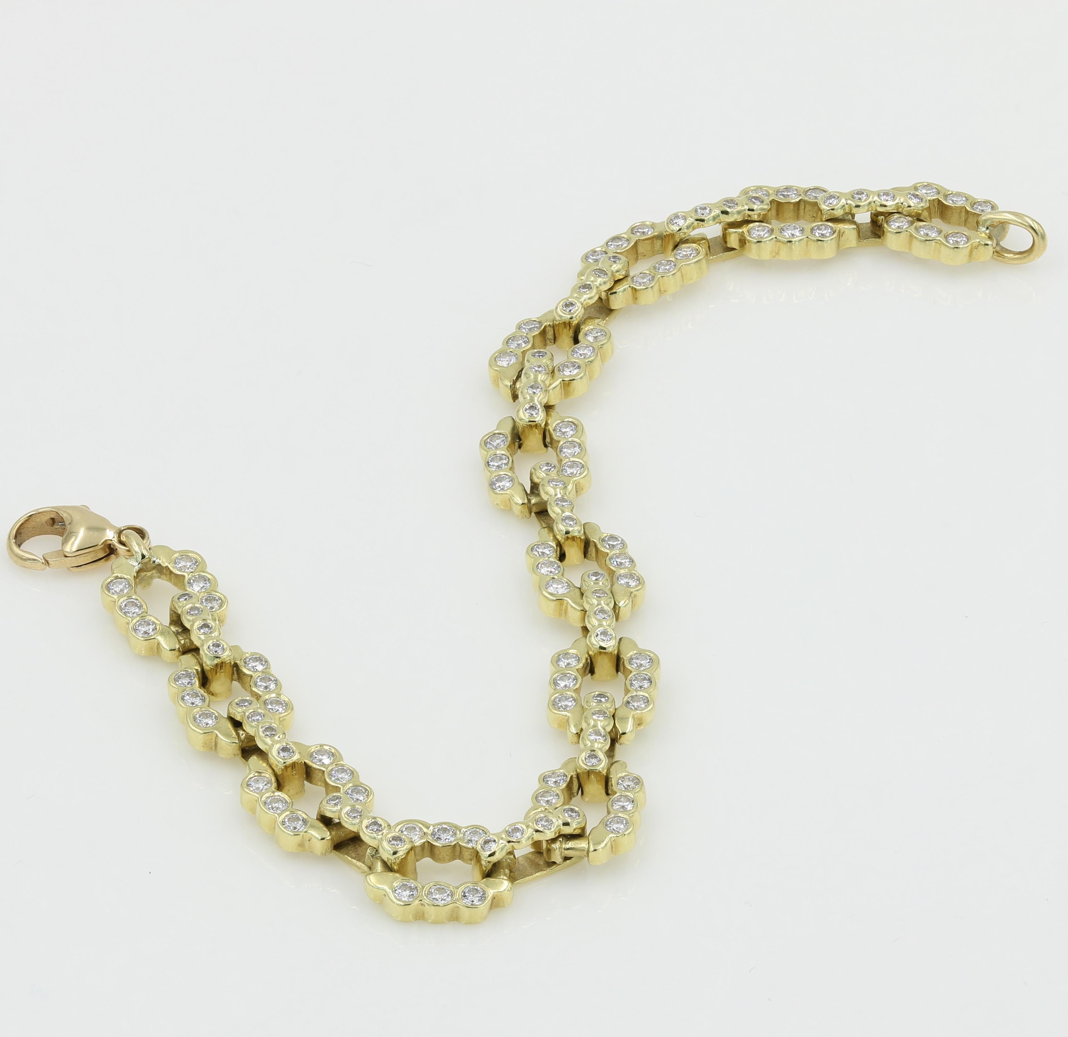 Lester Lampert Designed Diamond Link Bracelet in 18 Karat Yellow Gold In New Condition In Chicago, IL