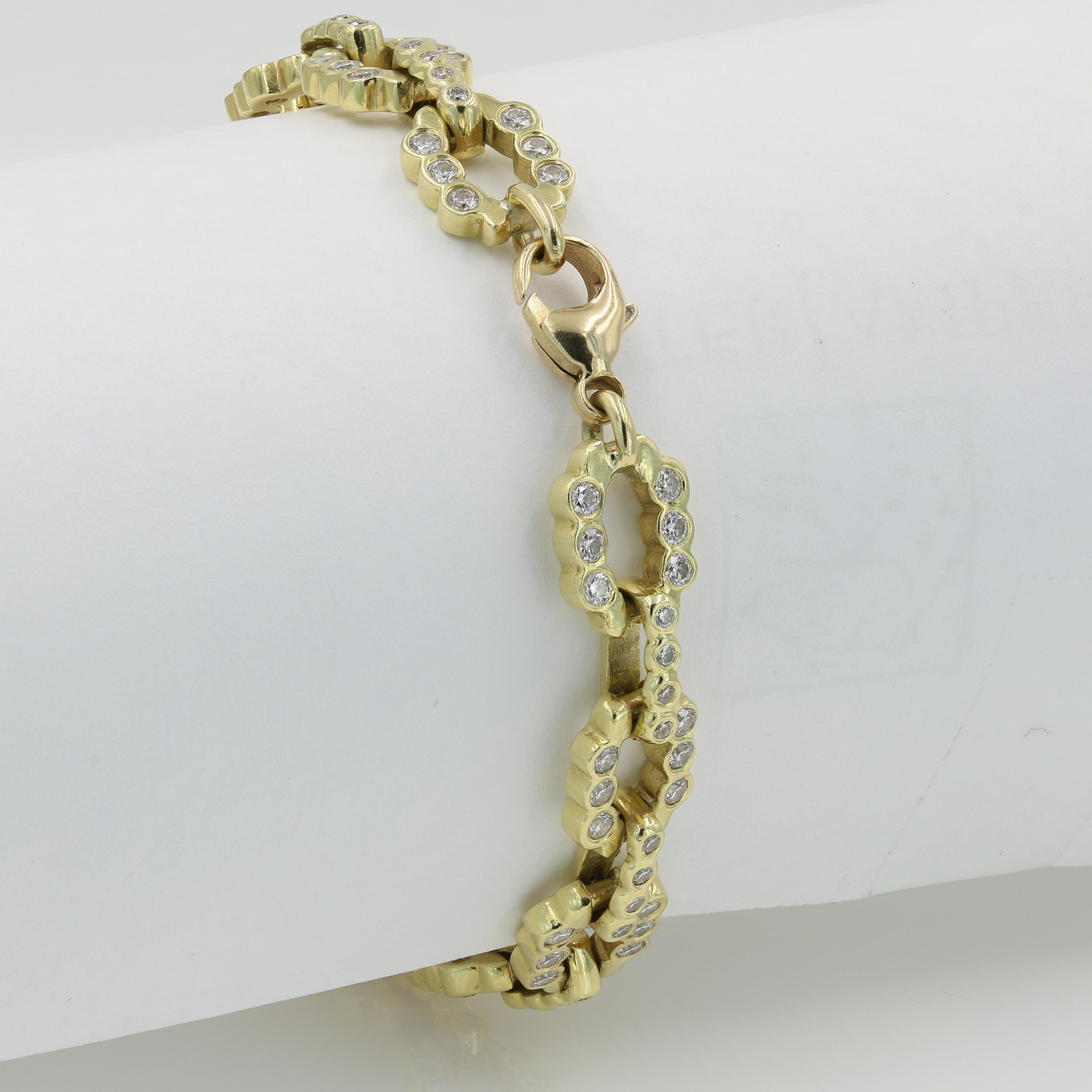 Lester Lampert Designed Diamond Link Bracelet in 18 Karat Yellow Gold 1