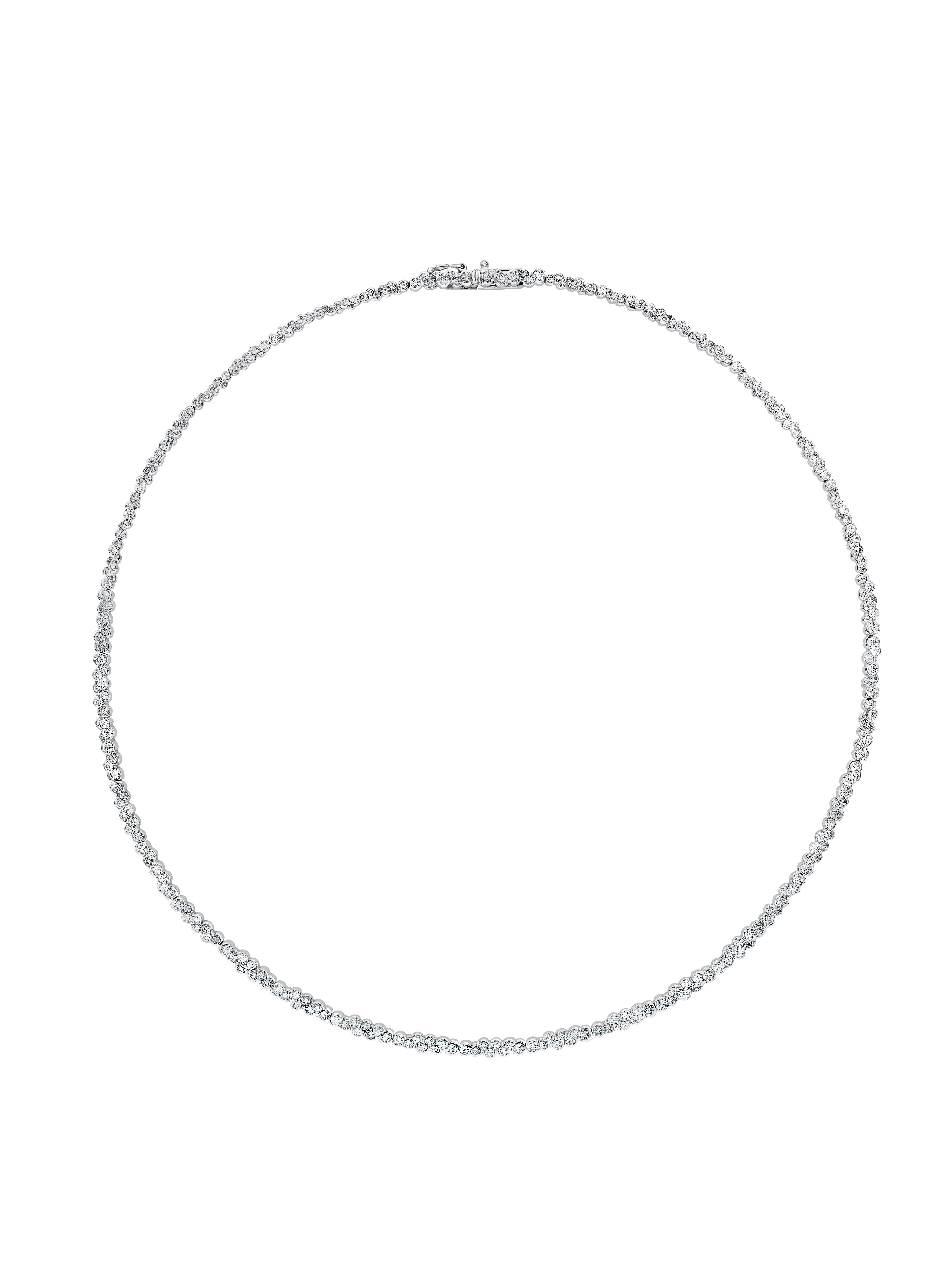 Lester Lampert Original CumuLLus Cellebration Diamond Necklace in 18 Karat WG In New Condition In Chicago, IL