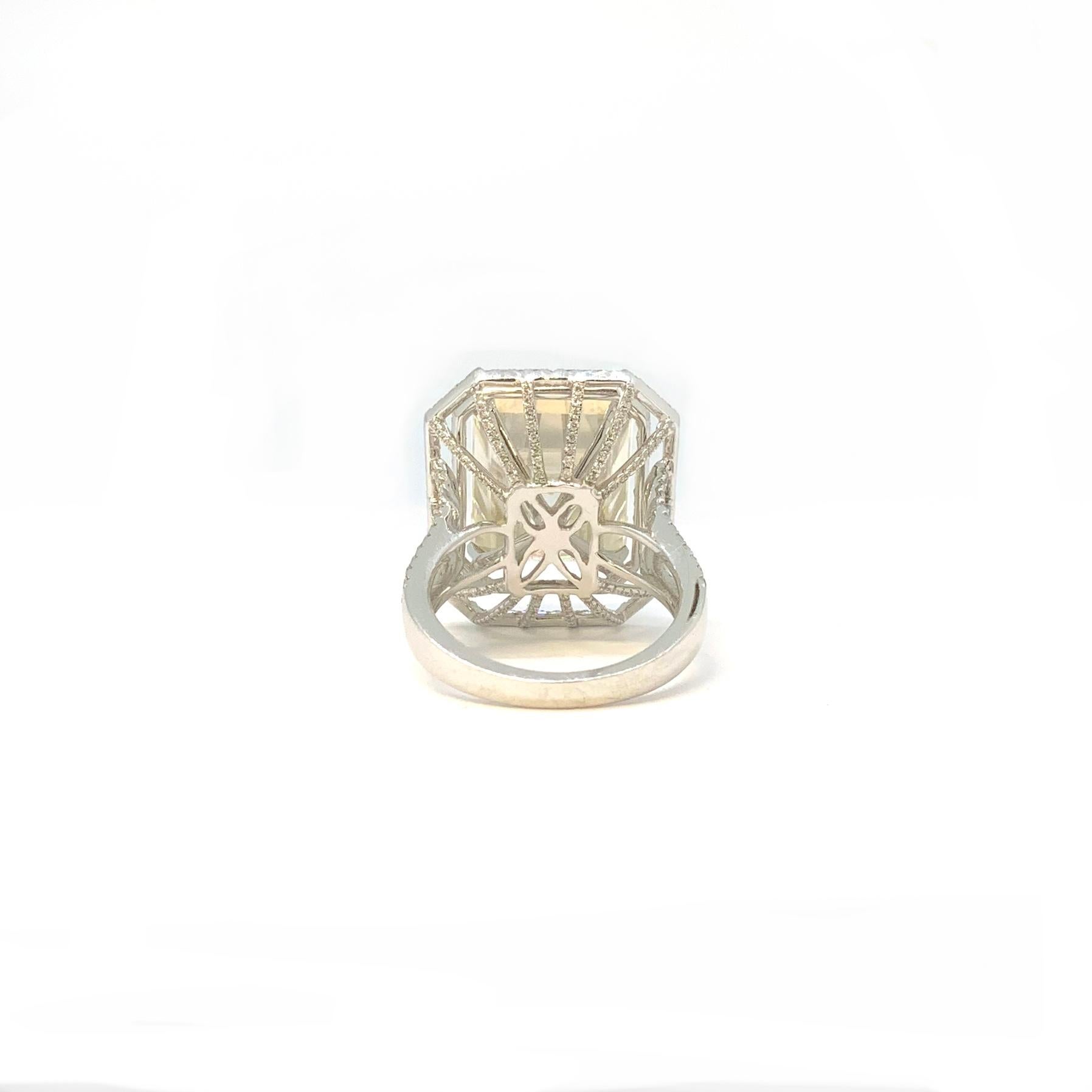 Lesunja GIA 10ct. Diamond White Gold Cocktail Ring In New Condition For Sale In Zürich, CH