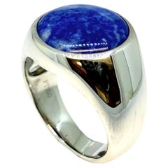 Bague chevalière Lesunja en platine et lapis-lazuli