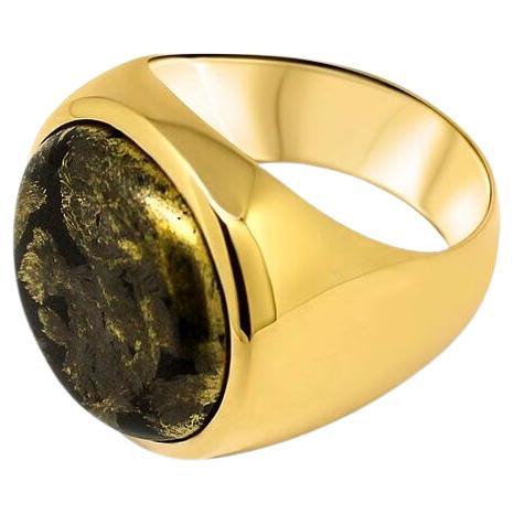 Lesunja Pyrite Magnetite Yellow gold Signet Rings Vintage For Sale