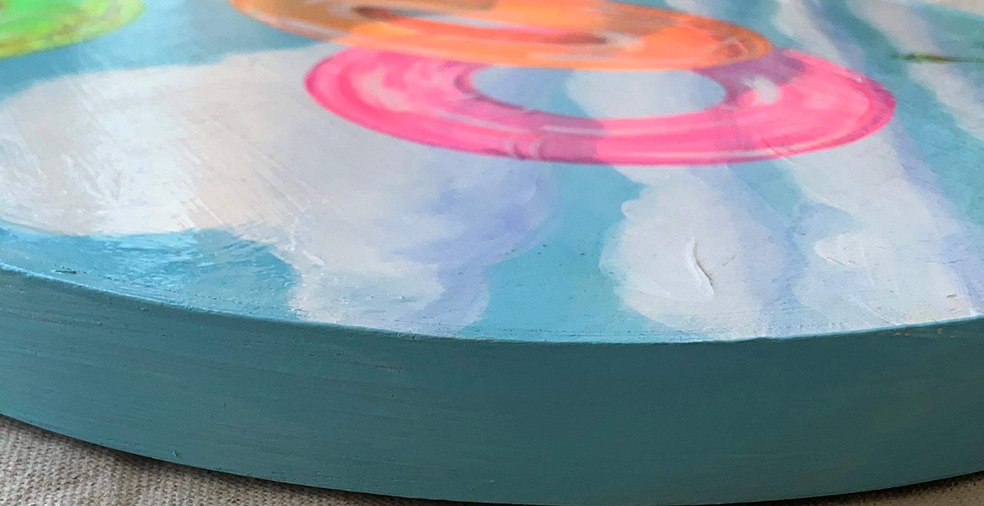 Innertube Vision 2 di Leticia Lacy - Pittura estiva contemporanea ad anello per il nuoto in vendita 9