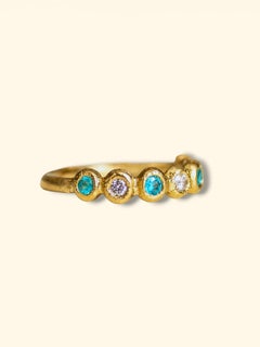 Anello Leto Lama con tormaline blu Paraíba e diamanti, montatura in oro 18 carati