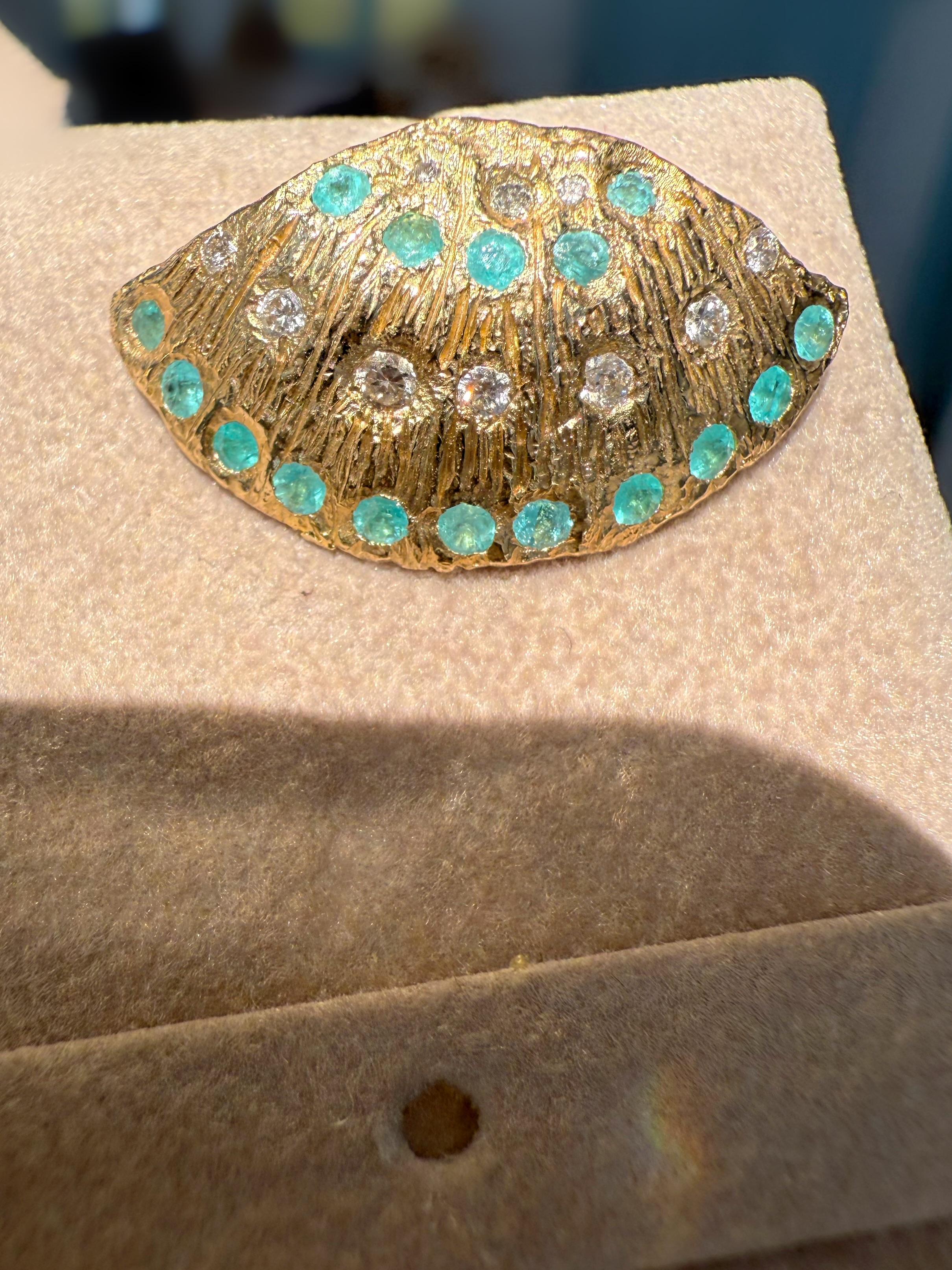 Orecchini a conchiglia con tormalina Paraiba Neon brasiliana e diamanti di Leto Lama in vendita 2