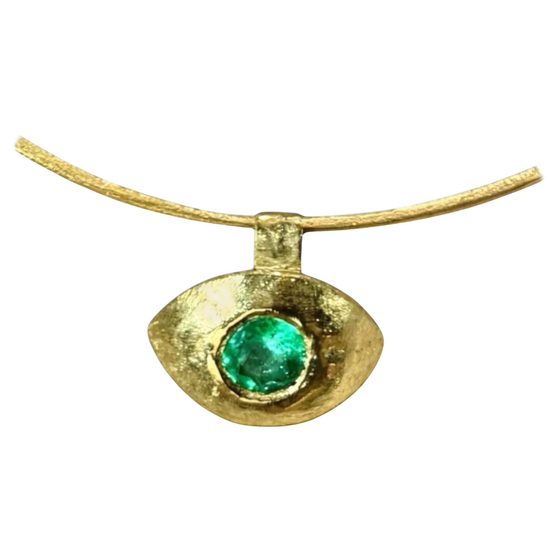 Leto Lama Certified 2 Ct Colombian Emerald Eye Collana a filo con torque in vendita