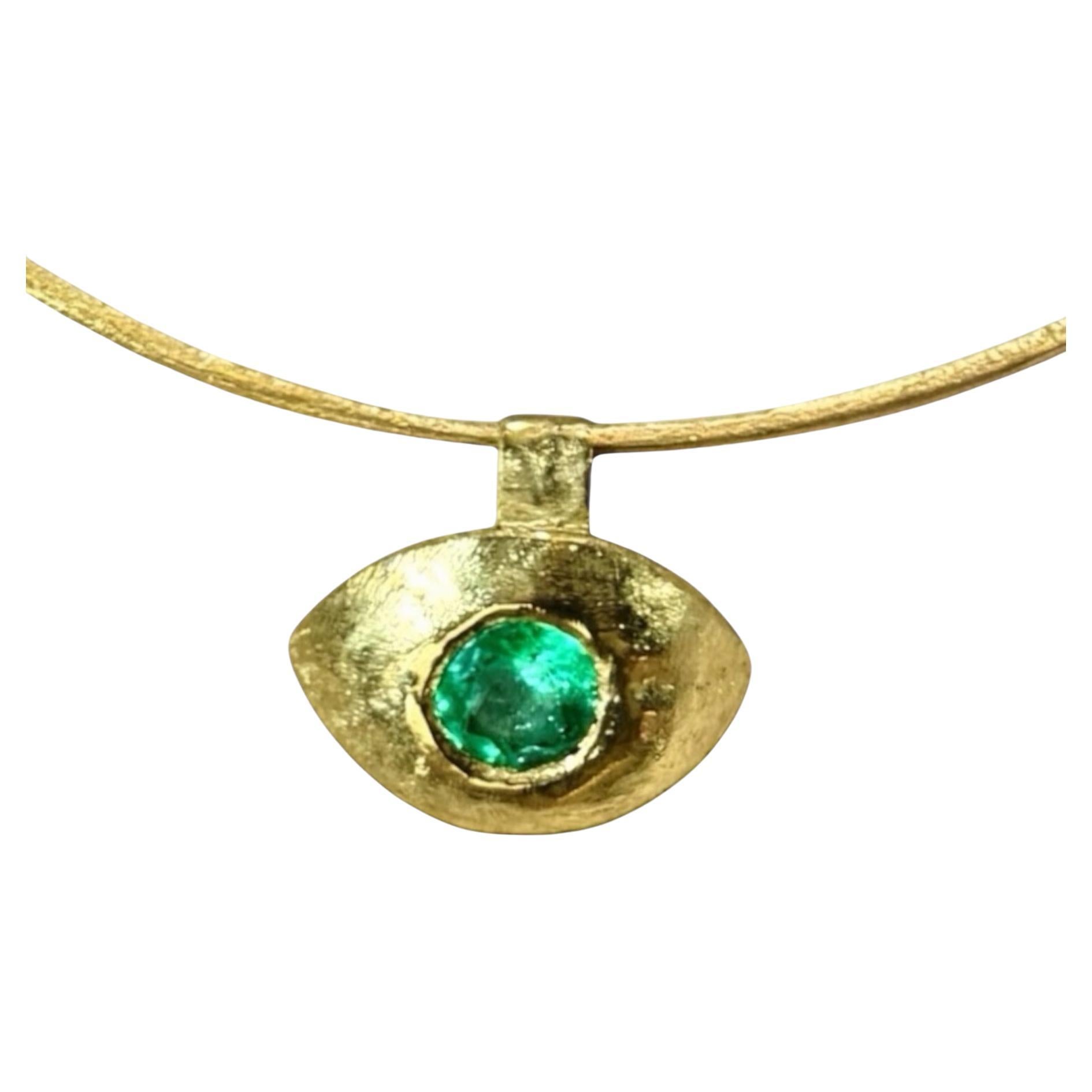 Leto Lama Certified 2 Ct Colombian Emerald Eye Wire Collar Torque Necklace en venta
