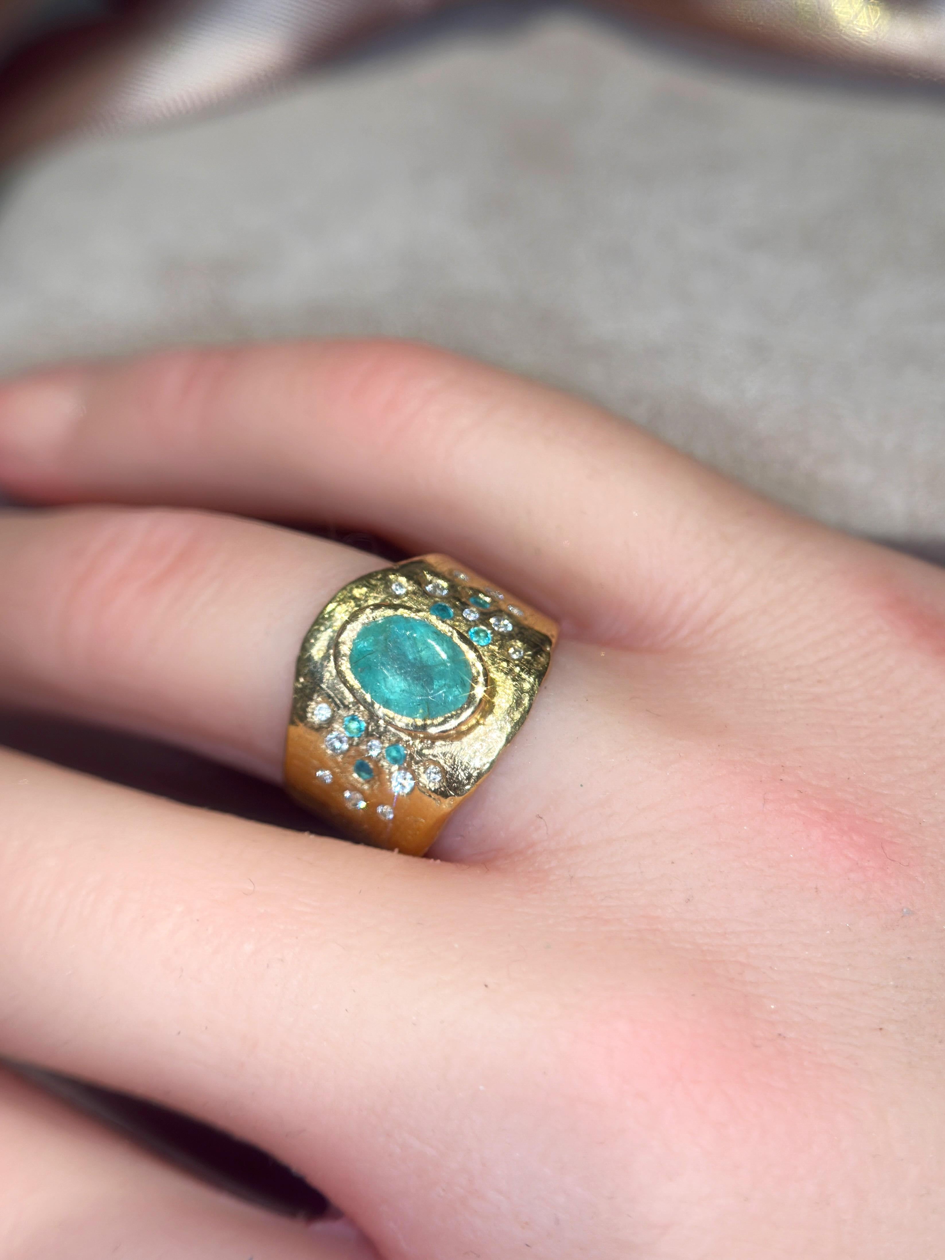 Leto Lama zertifiziert Oval Paraiba Mosambik Zigarre Ring 18 Karat Gold mit Diamanten im Angebot 2