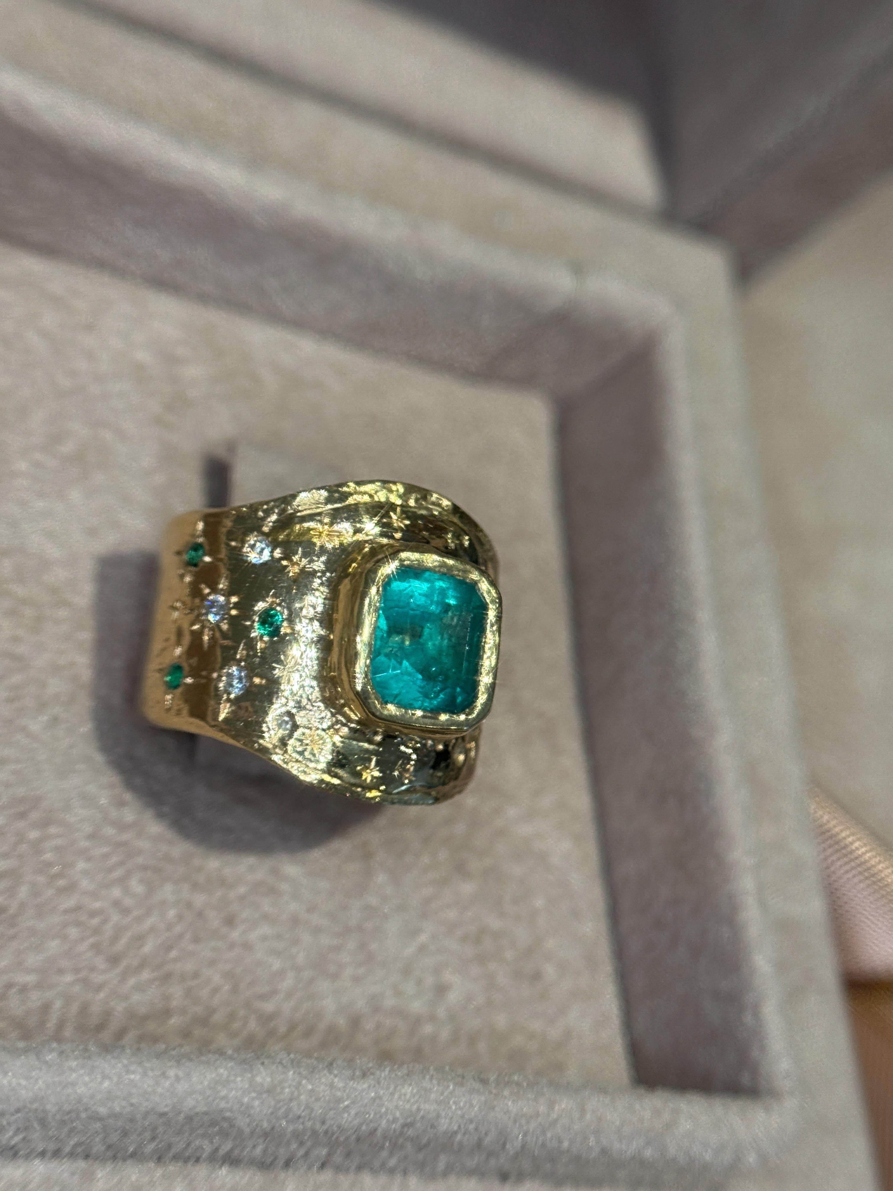 Leto Lama Colombian Emerald Cigar Ring Band GIA  1.48 Cts  Emeralds and Diamonds For Sale 4