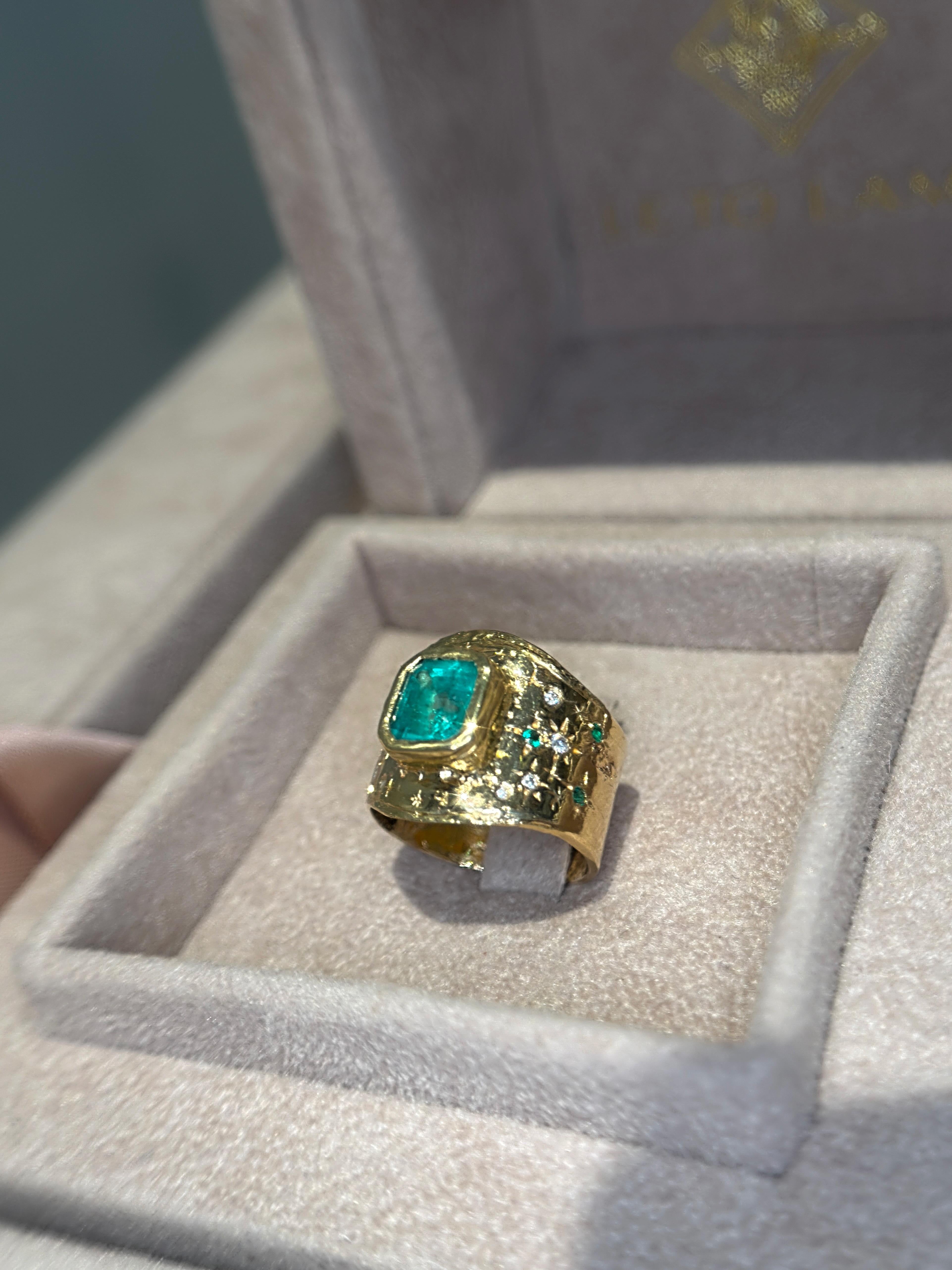 Leto Lama Colombian Emerald Cigar Ring Band GIA  1.48 Cts  Emeralds and Diamonds For Sale 5