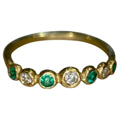 Leto Lama Colombian Muzo Emeralds and Diamonds Bezel Bubble Band 18 Ct Gold