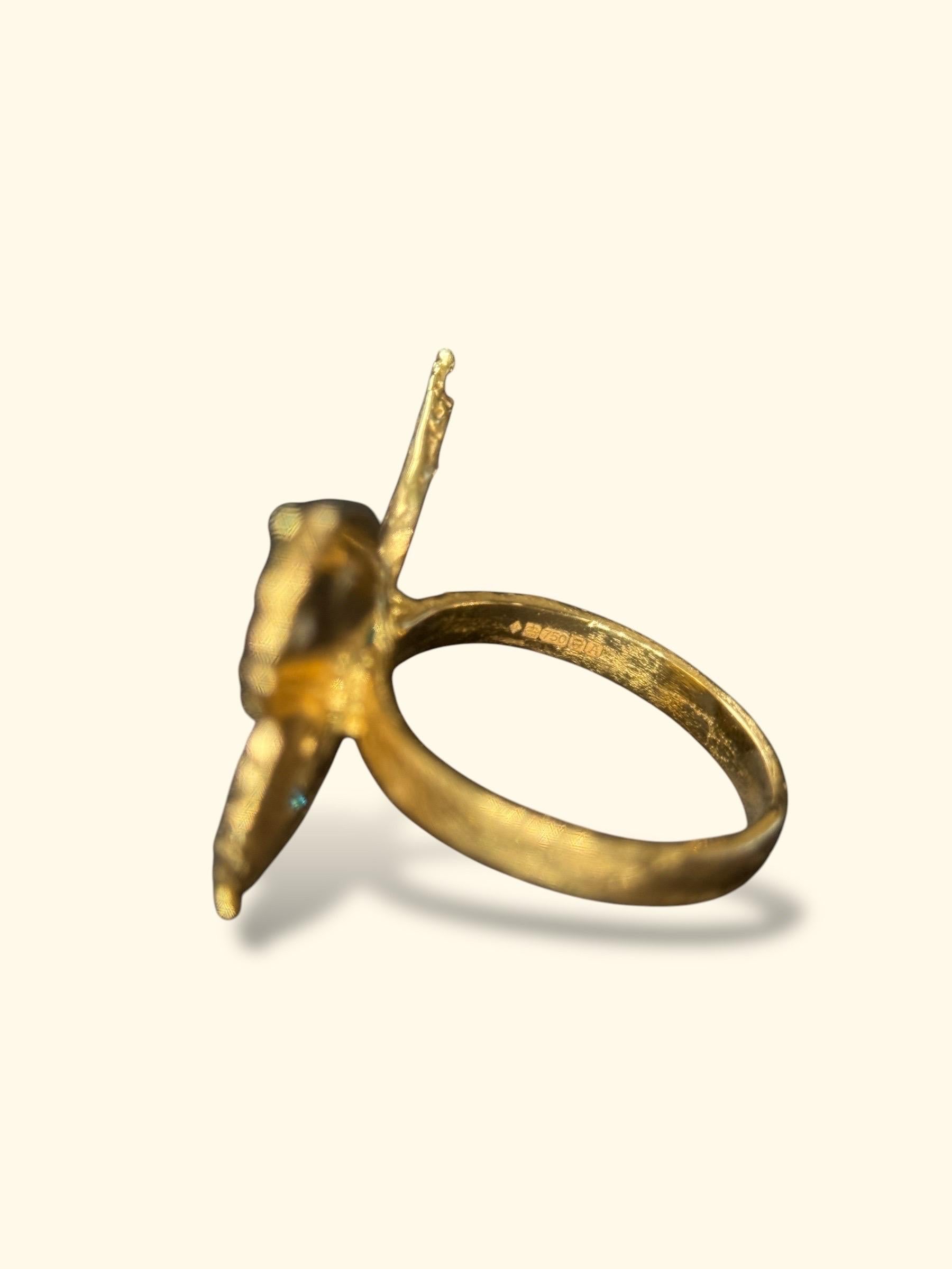 Leto Lama Emerald Butterfly Ring with White and Blue Diamonds 18 Ct Gold 7